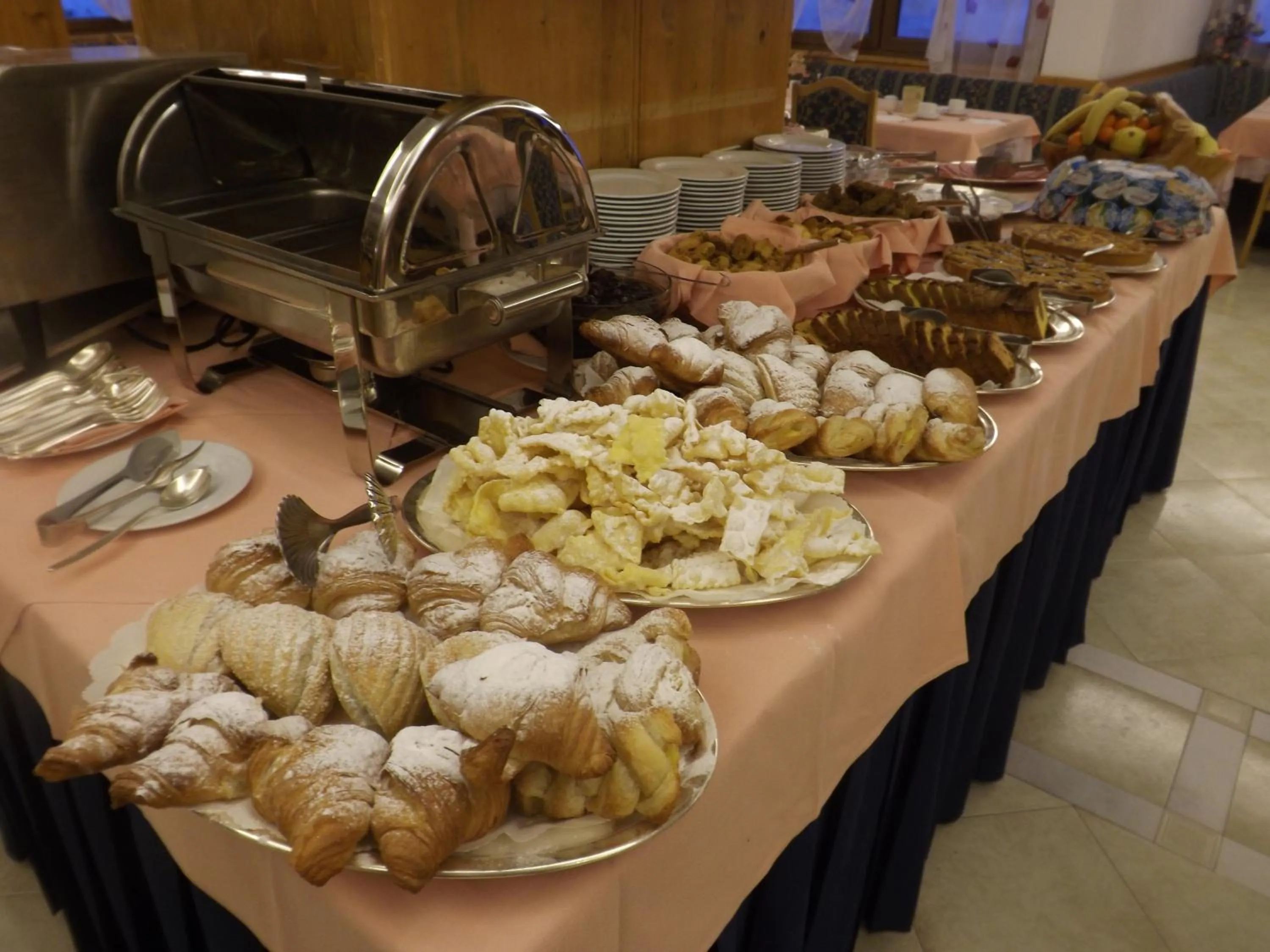 Food in Hotel St. Raphael