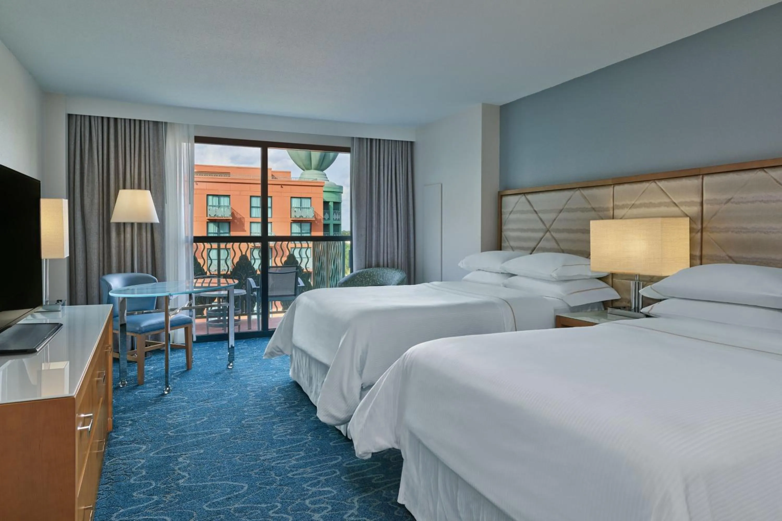 Photo of the whole room, Bed in Walt Disney World Dolphin