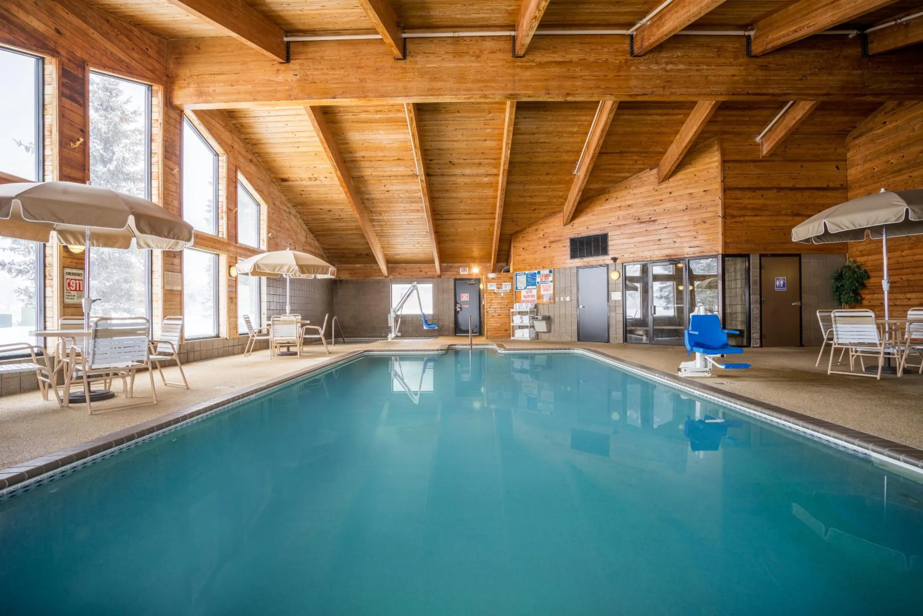 Swimming pool in AmericInn by Wyndham Hutchinson