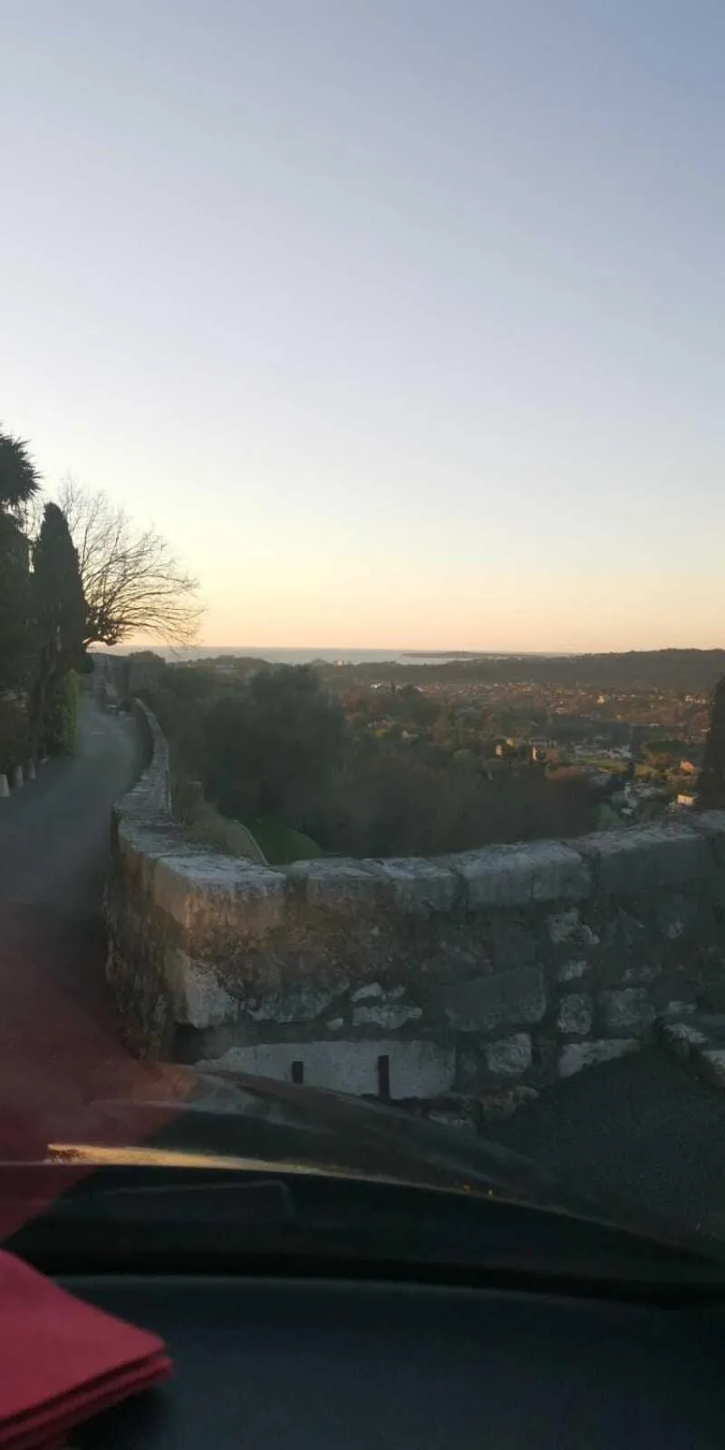Neighbourhood in Hostellerie de la fontaine