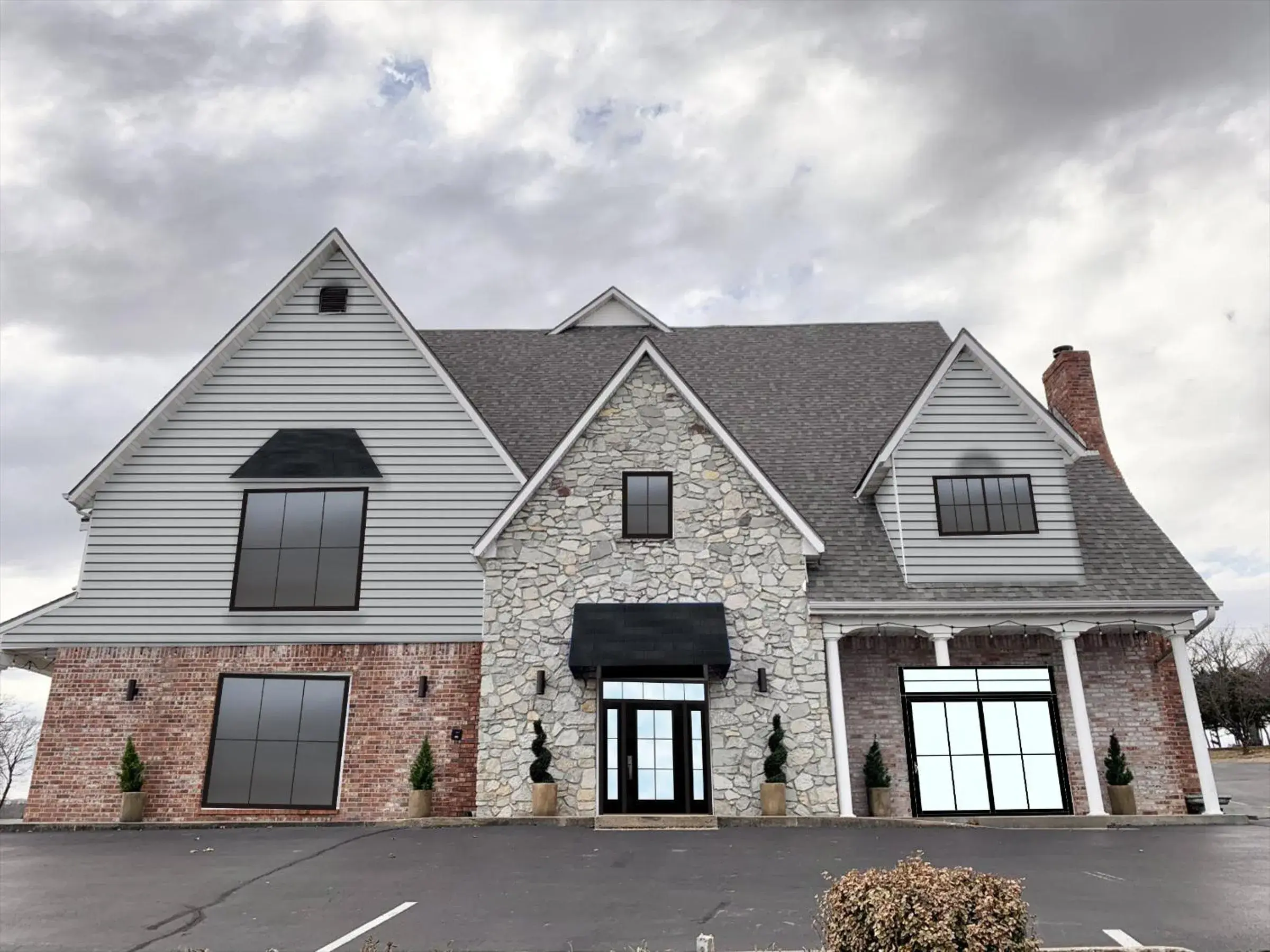 Property building in Seven Gables Inn Property building in Seven Gables Inn