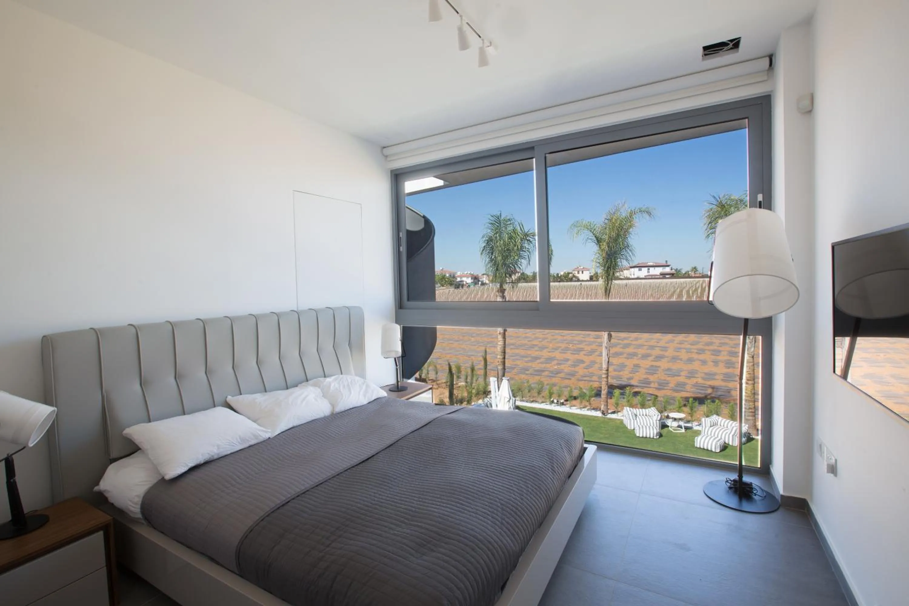 Bedroom, Bed in White Pearl Villas