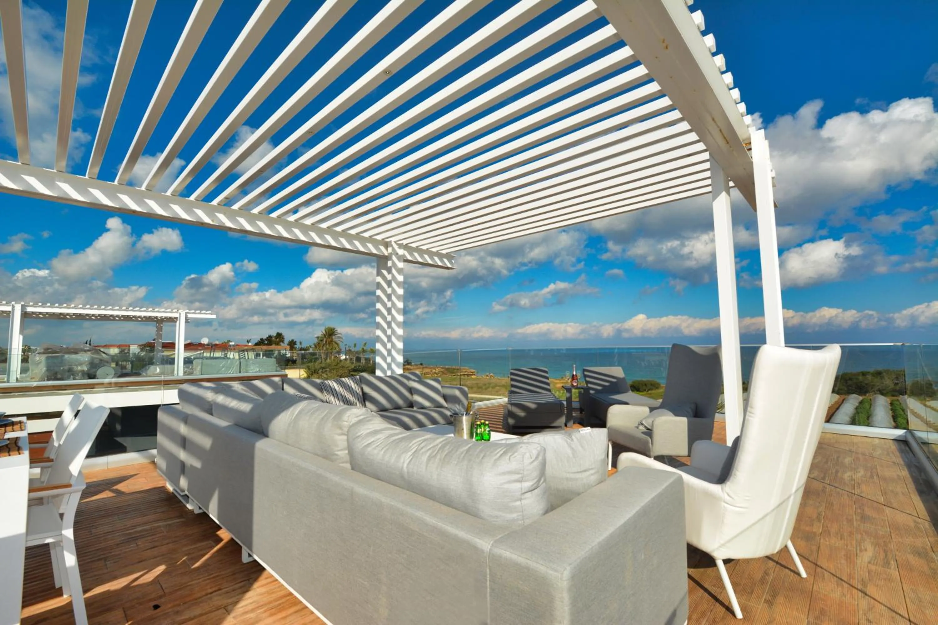 Balcony/Terrace in White Pearl Villas