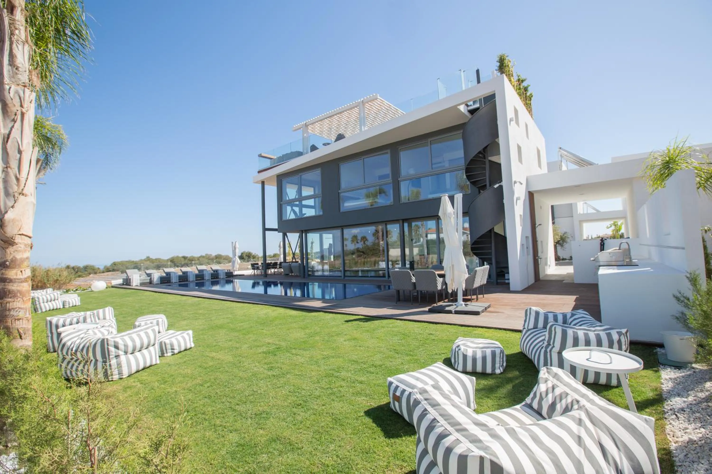 Property building in White Pearl Villas