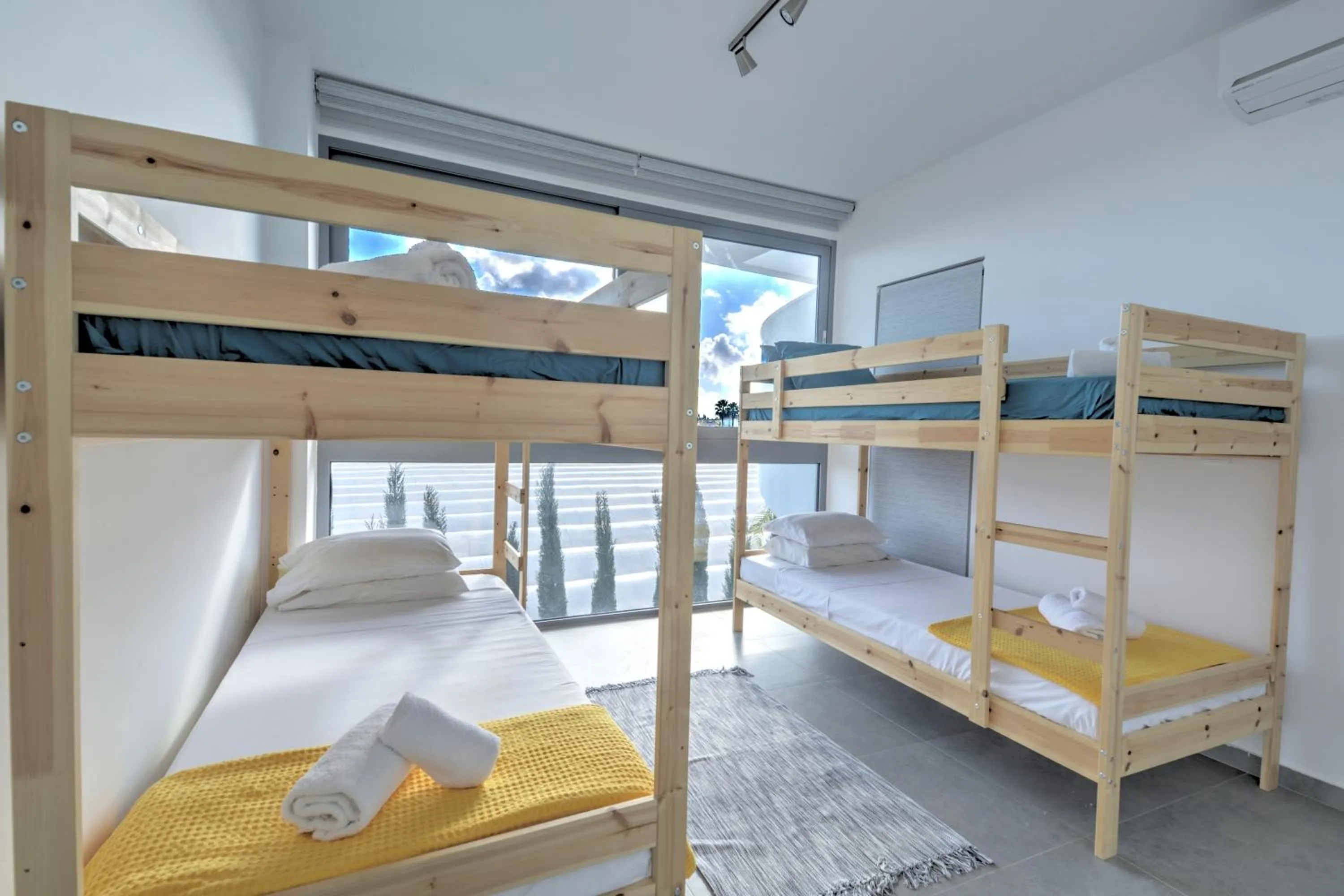 Bedroom, Bed in White Pearl Villas