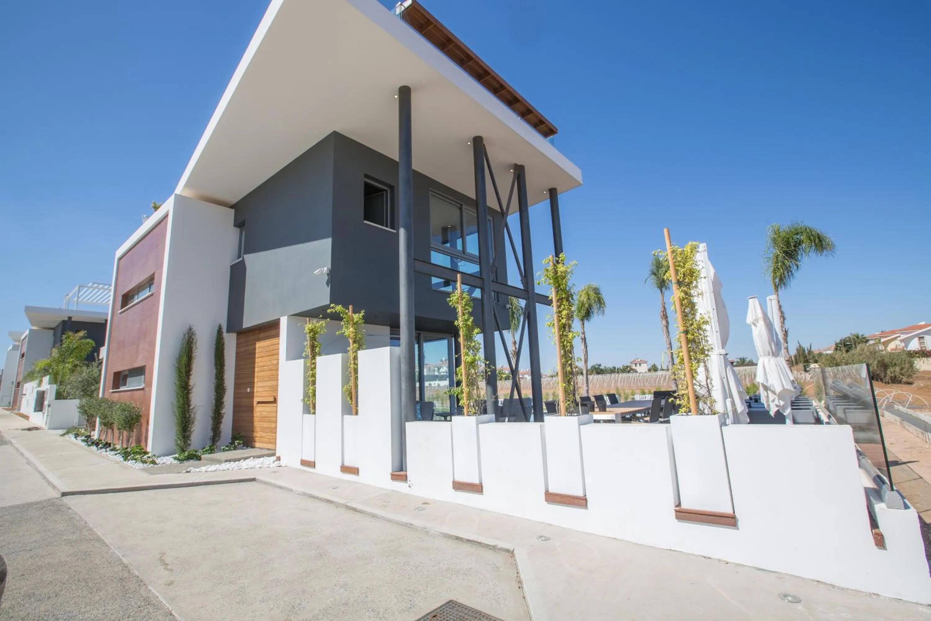 Property building in White Pearl Villas