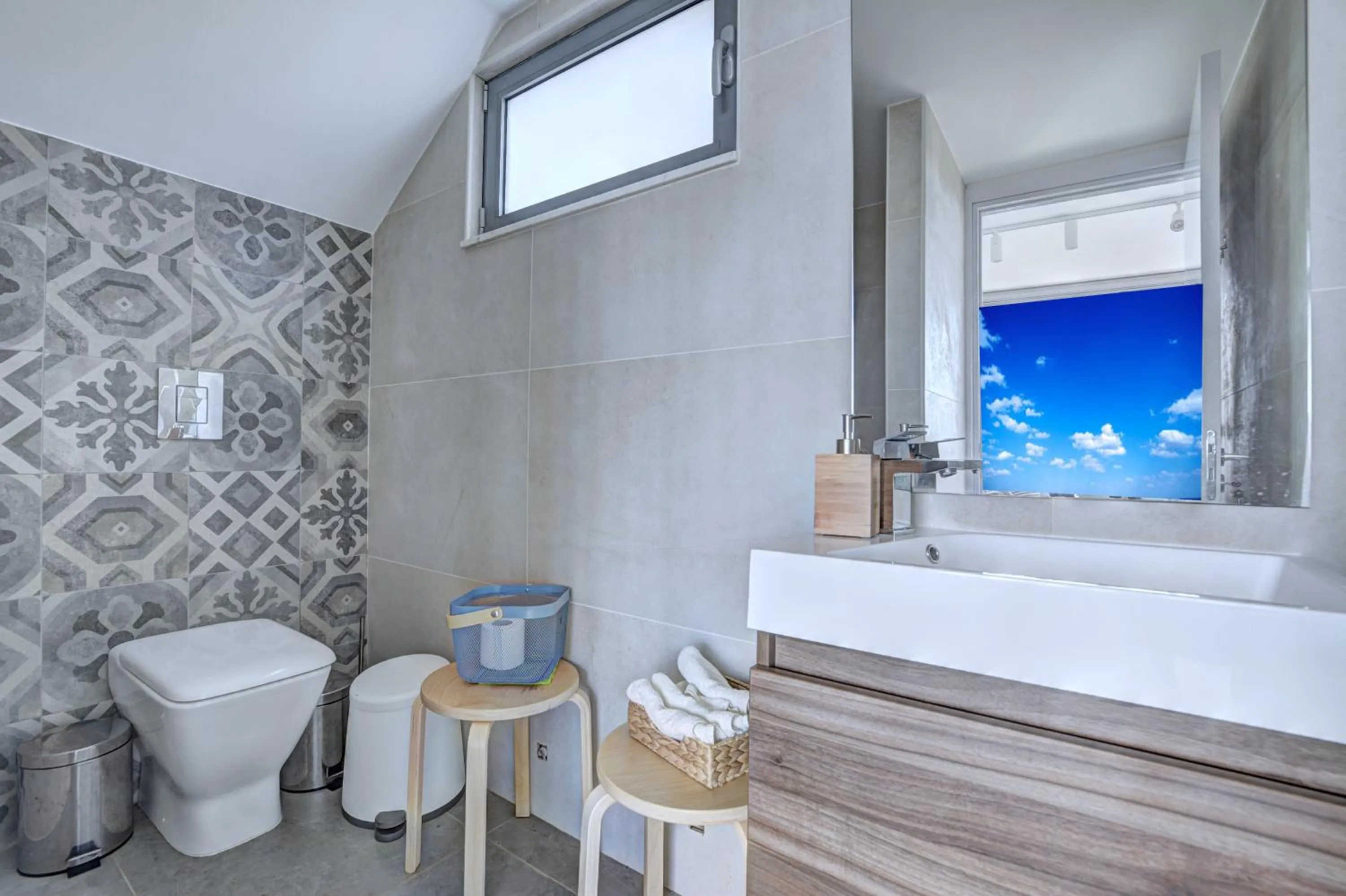 Shower in White Pearl Villas