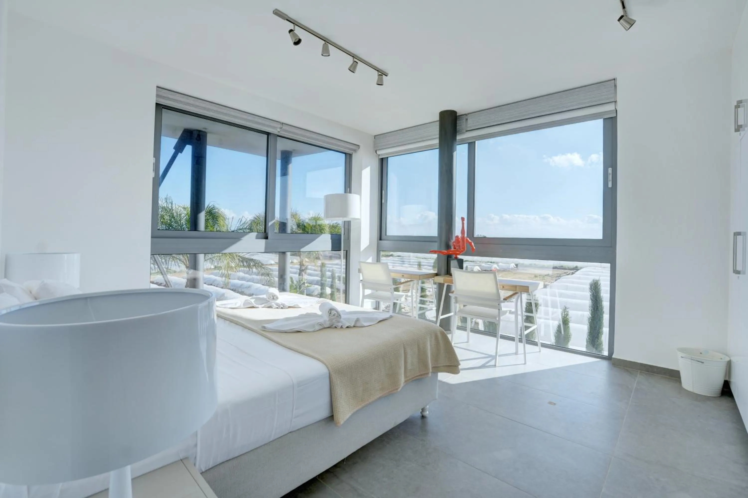 Bedroom, Bed in White Pearl Villas