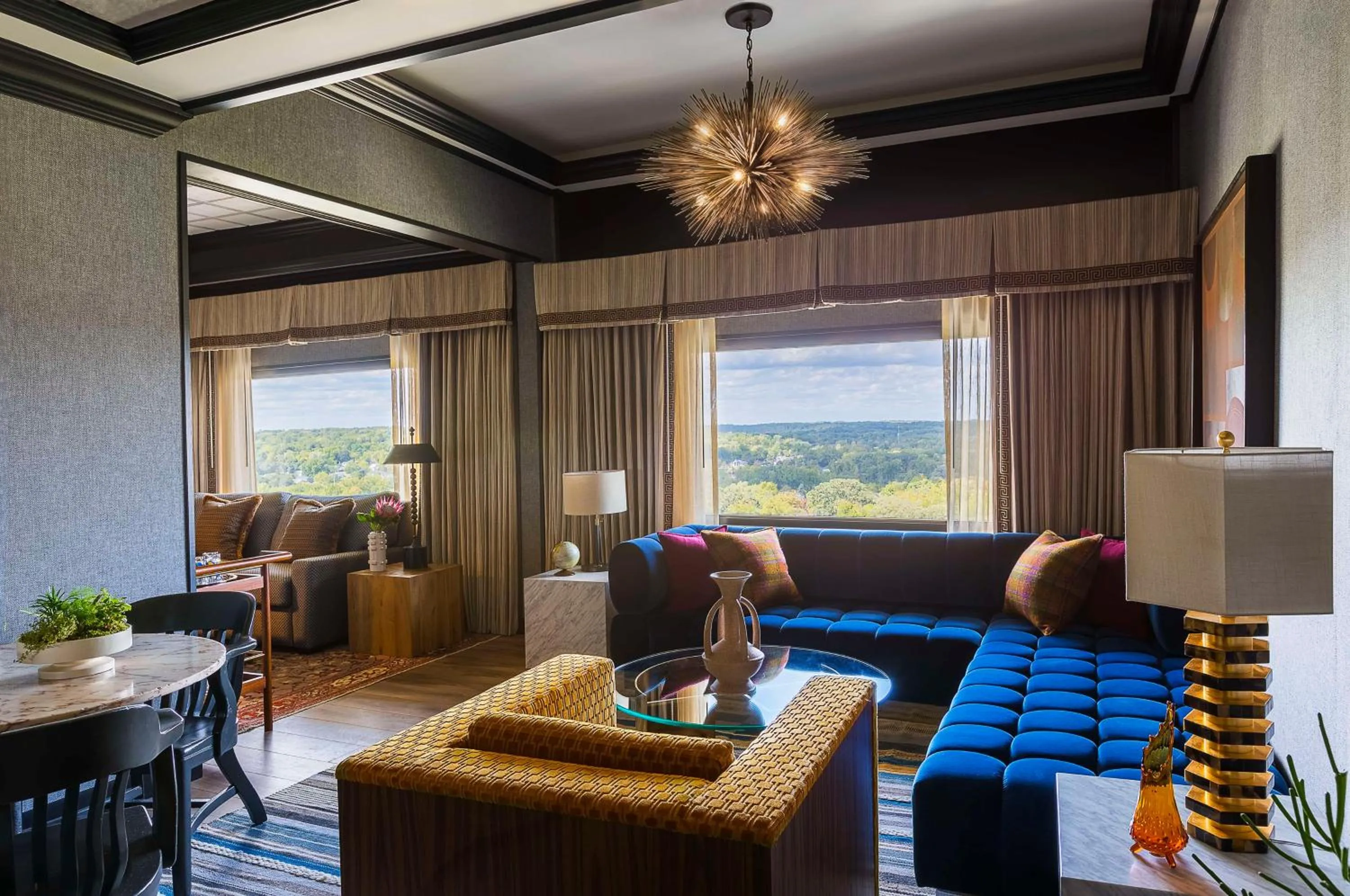 Living room in Graduate by Hilton Ann Arbor