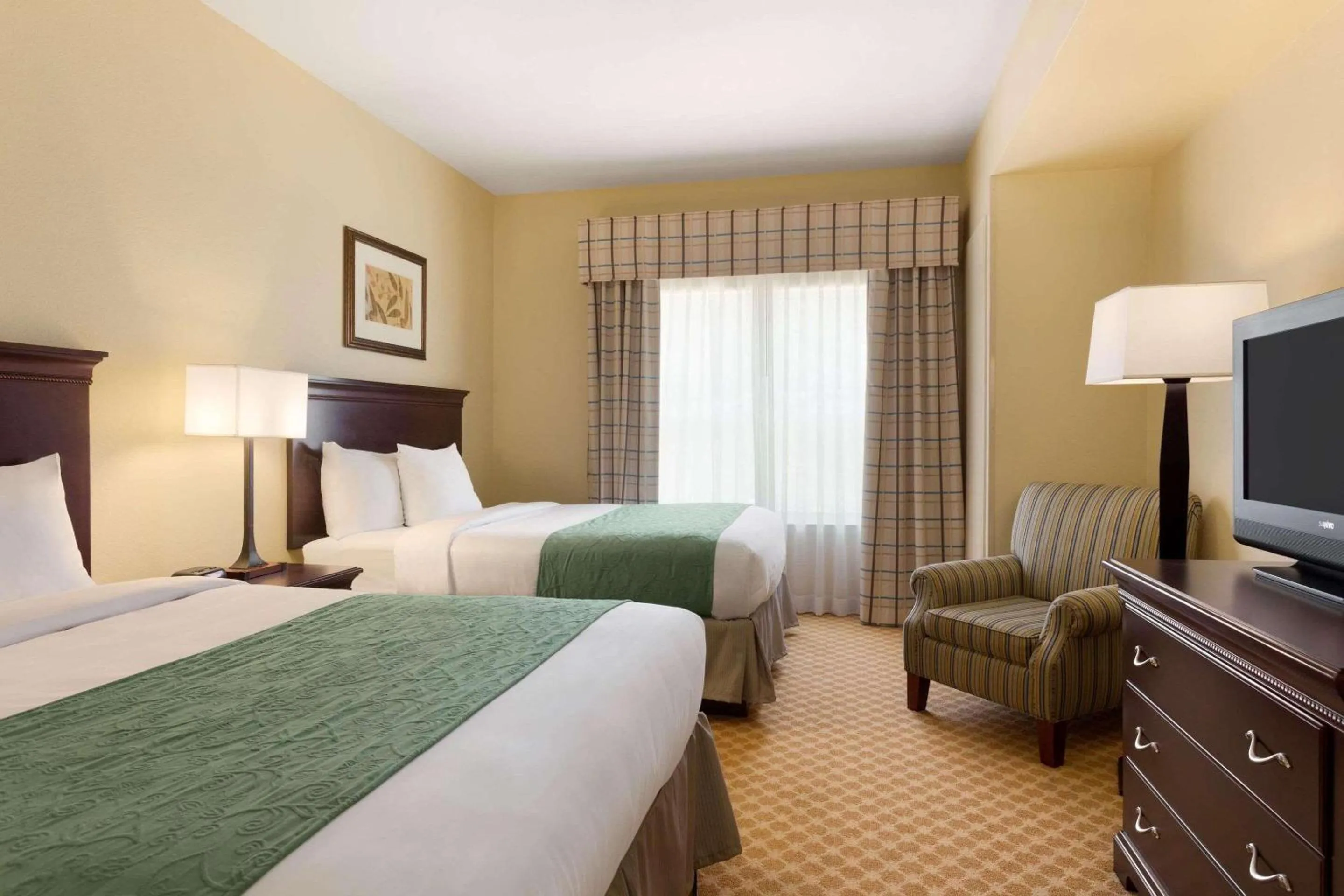 Bedroom, Bed in Country Inn & Suites by Radisson, Pineville, LA