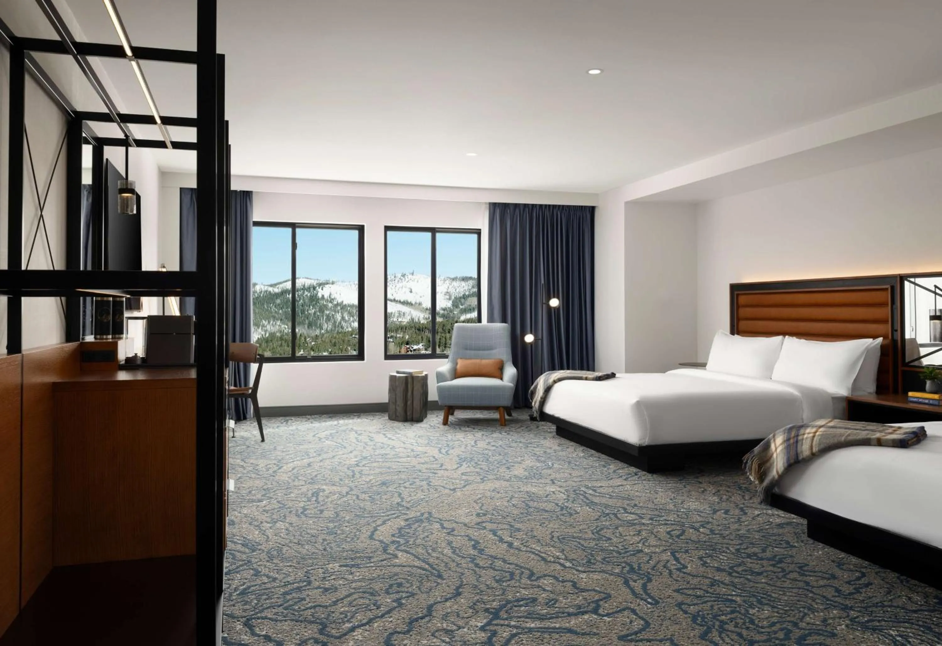 Bed in Hotel Alpenrock Breckenridge, Curio Collection by Hilton