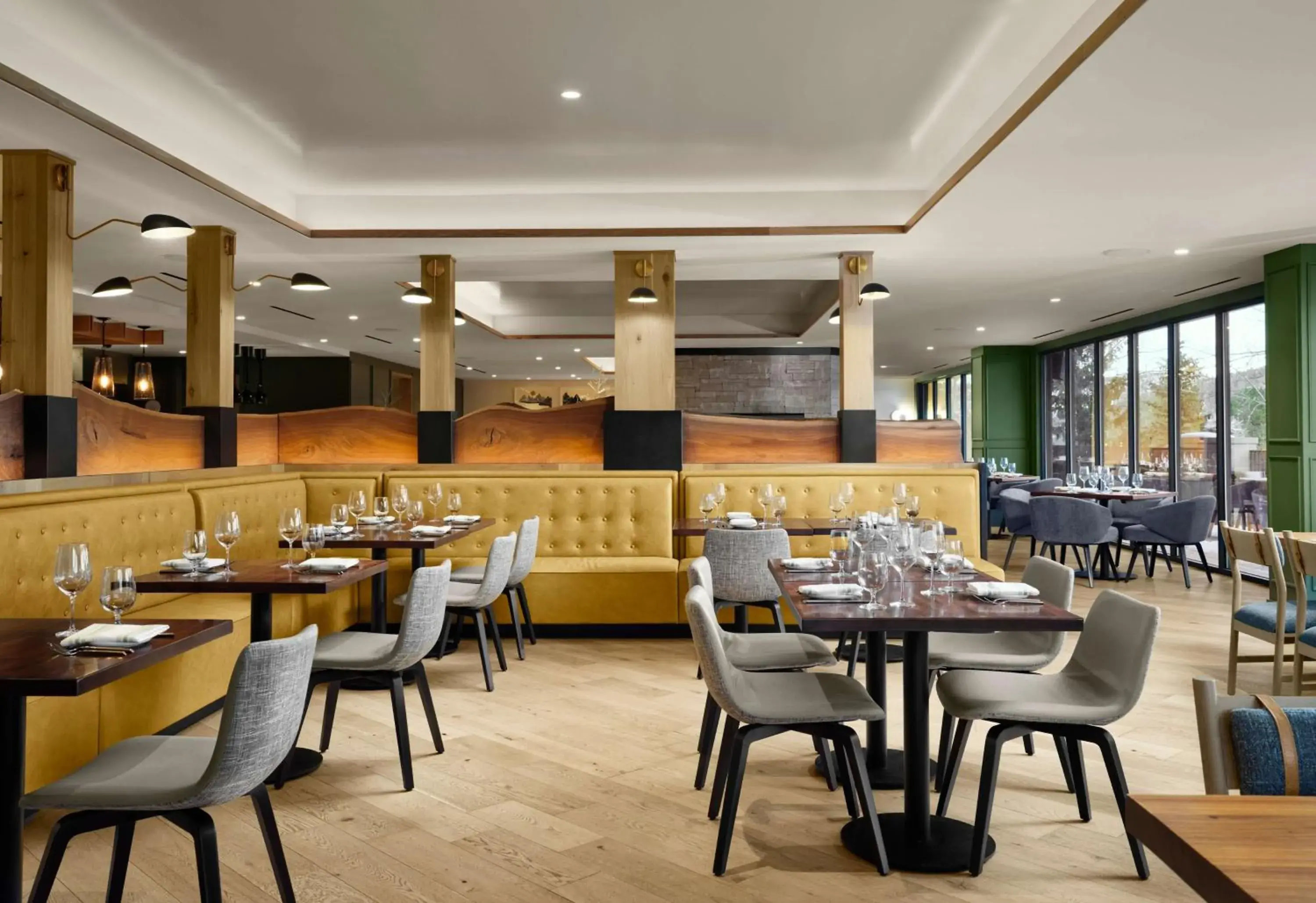 Restaurant/places to eat in Hotel Alpenrock Breckenridge, Curio Collection by Hilton Restaurant/places to eat in Hotel Alpenrock Breckenridge, Curio Collection by Hilton