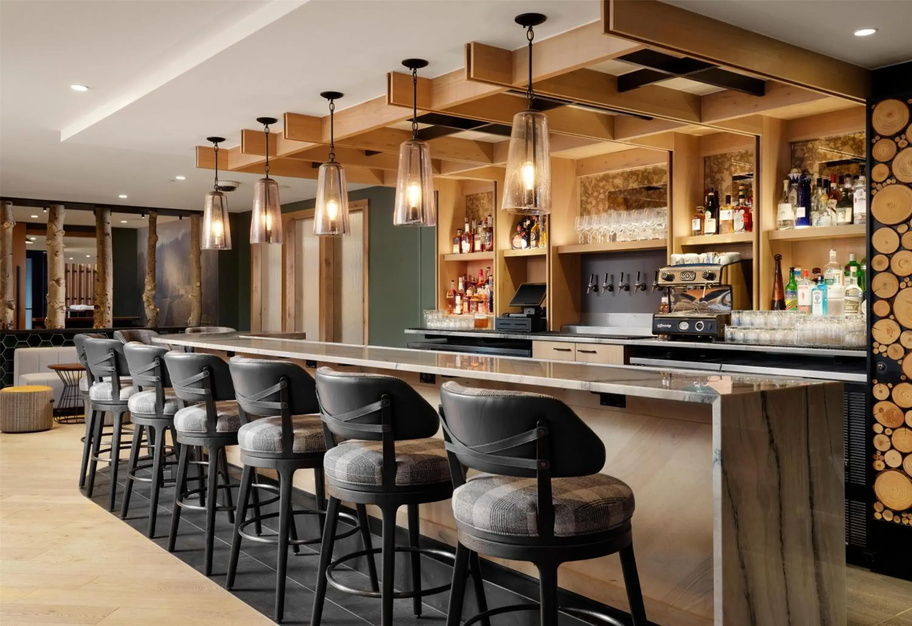 Lounge or bar in Hotel Alpenrock Breckenridge, Curio Collection by Hilton Lounge or bar in Hotel Alpenrock Breckenridge, Curio Collection by Hilton