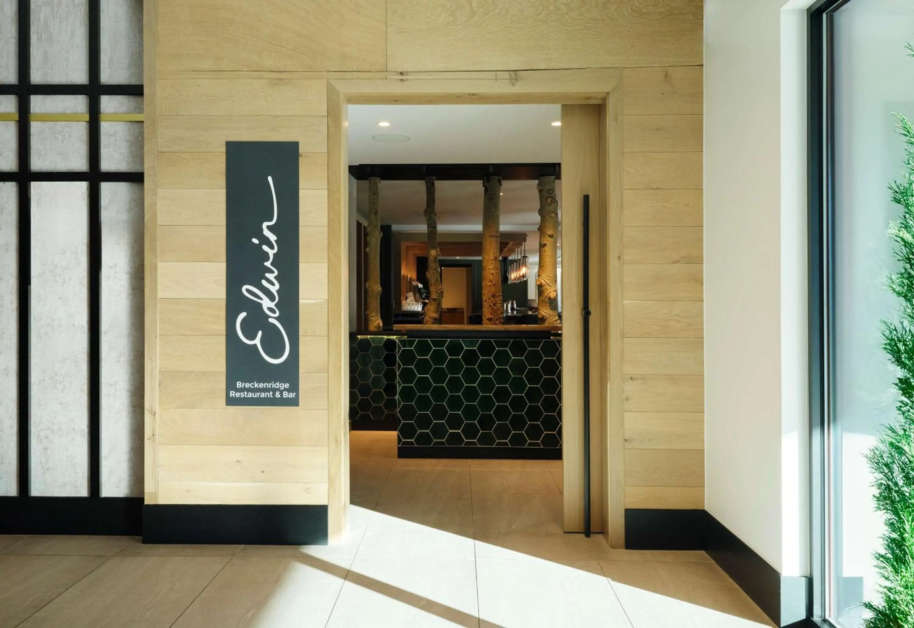 Restaurant/places to eat in Hotel Alpenrock Breckenridge, Curio Collection by Hilton