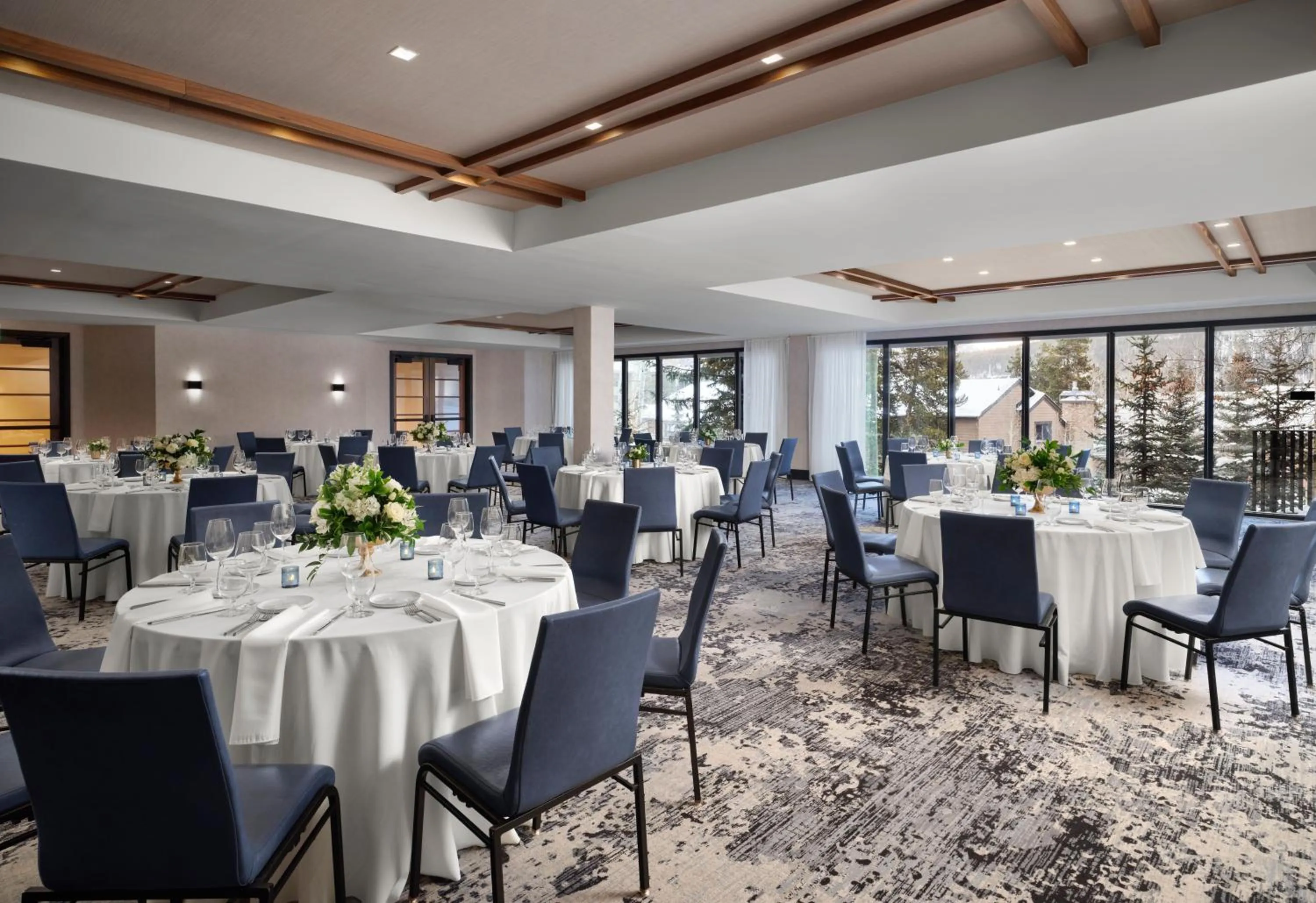 Banquet/Function facilities in Hotel Alpenrock Breckenridge, Curio Collection by Hilton