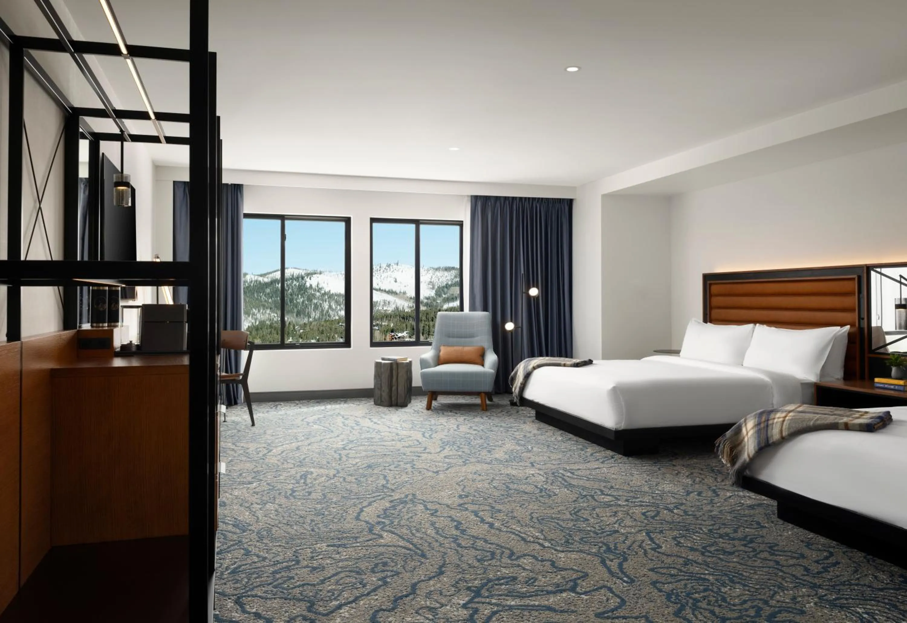 Bed in Hotel Alpenrock Breckenridge, Curio Collection by Hilton