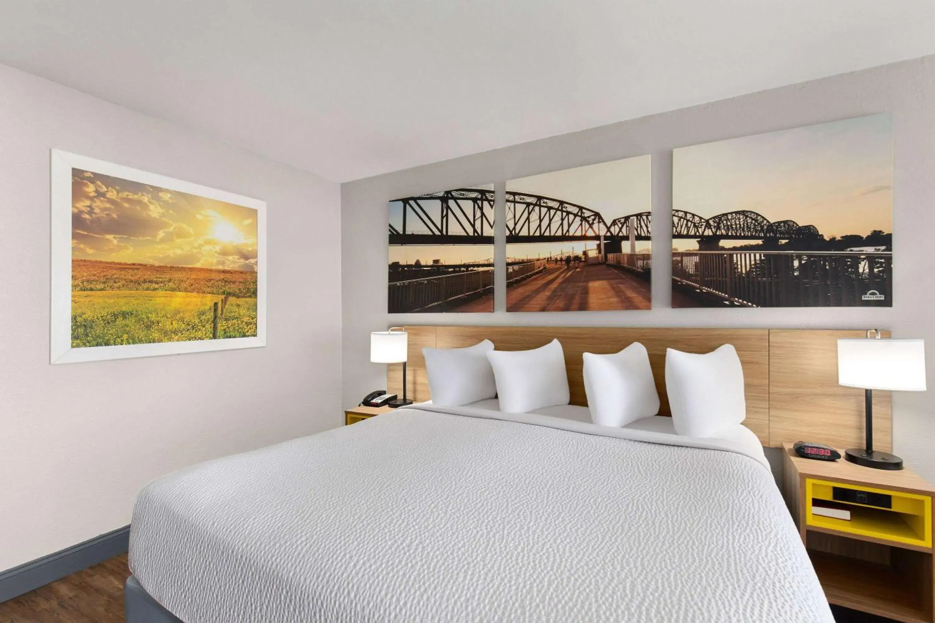 Photo of the whole room, Bed in Days Inn by Wyndham Carlisle Photo of the whole room, Bed in Days Inn by Wyndham Carlisle