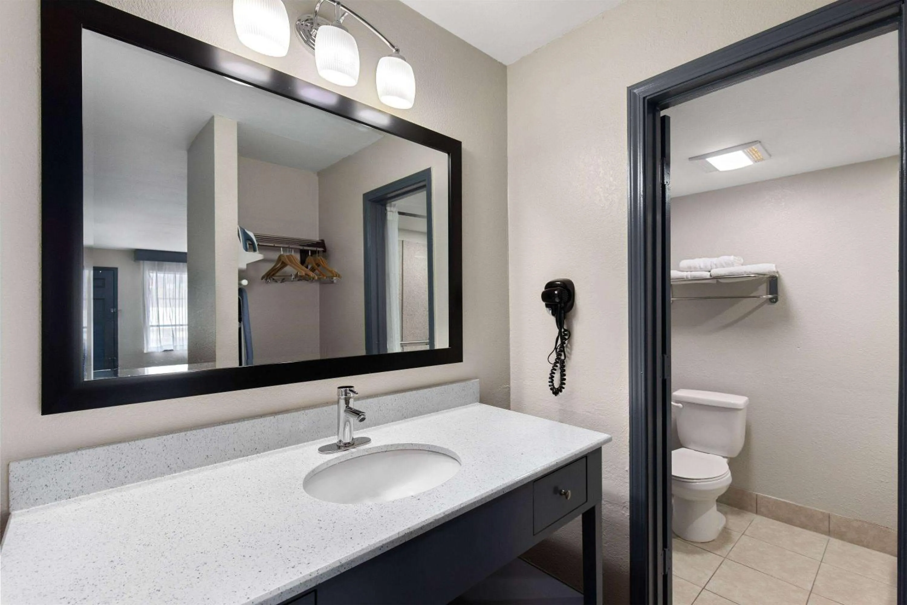 Bathroom in Days Inn by Wyndham Carlisle