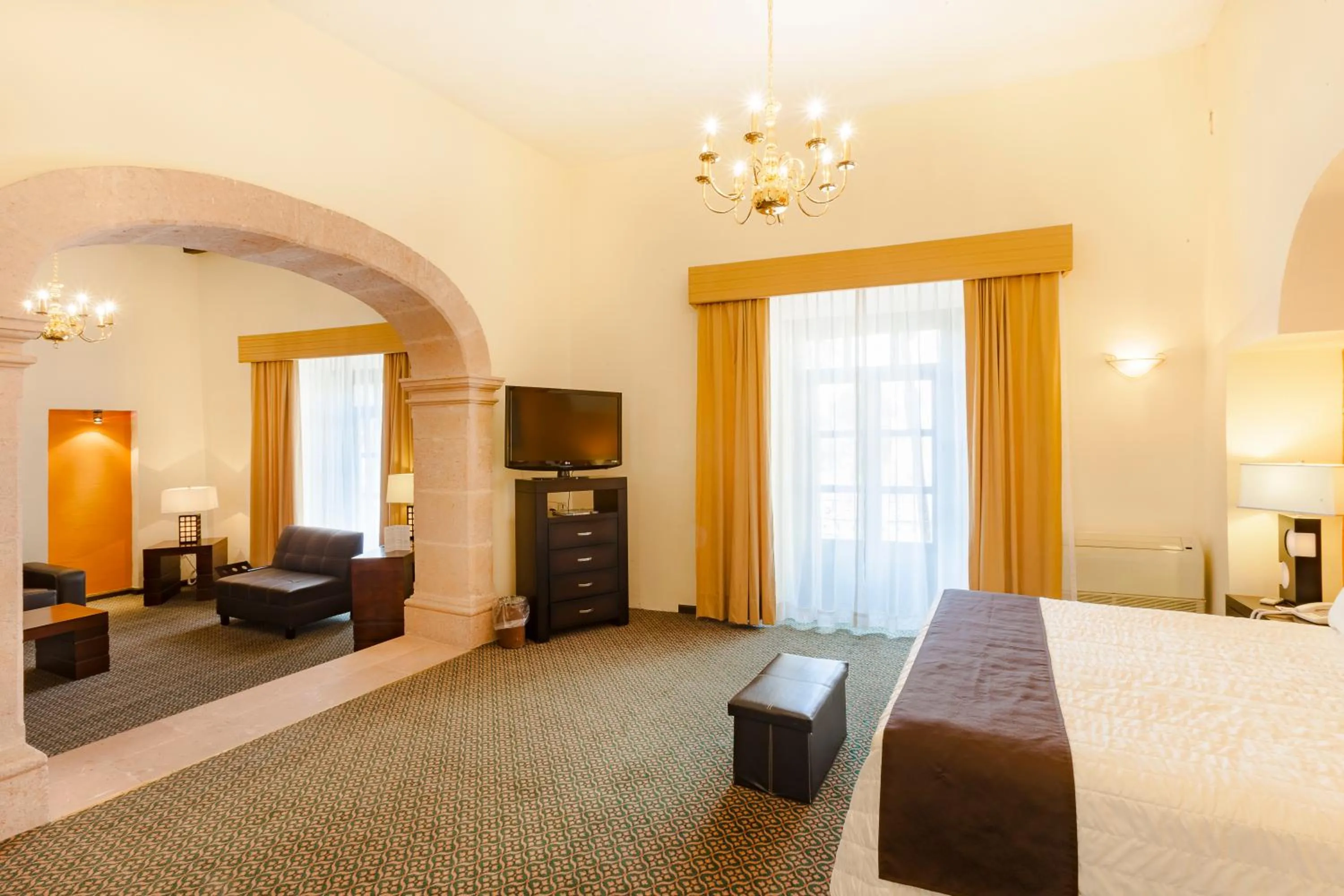 Photo of the whole room, Bed in Hotel Meson de Jobito