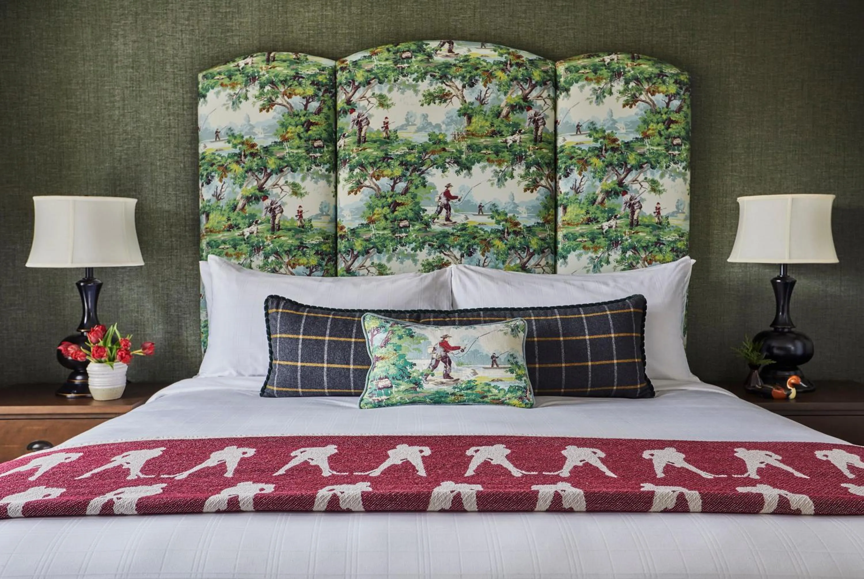 Bedroom, Bed in Graduate by Hilton Minneapolis