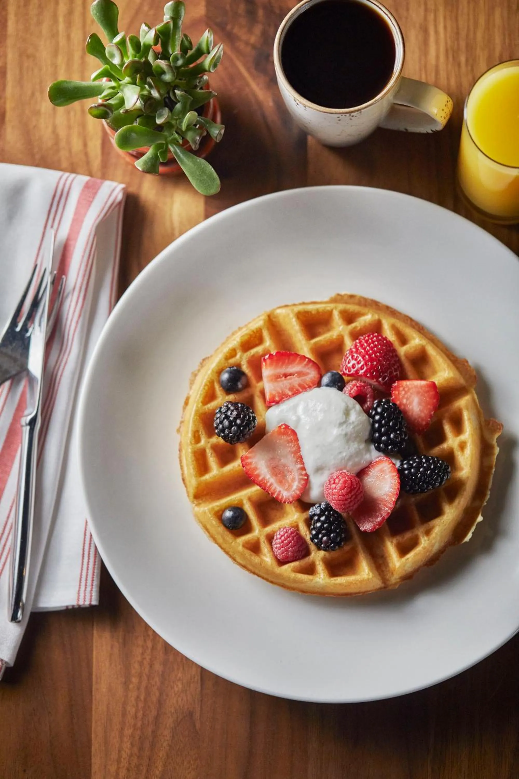 Breakfast in Graduate by Hilton Minneapolis