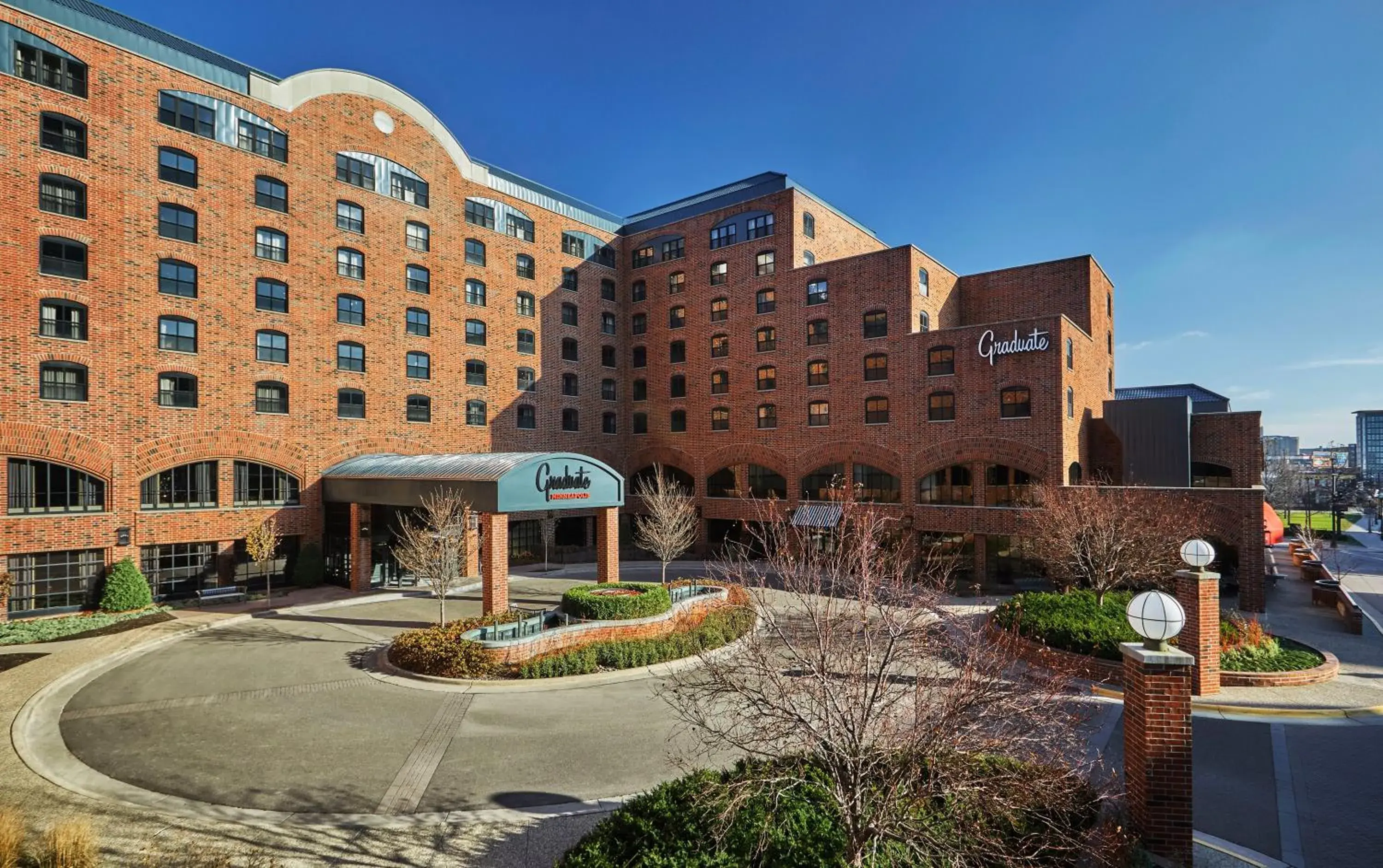 Property building in Graduate by Hilton Minneapolis Property building in Graduate by Hilton Minneapolis