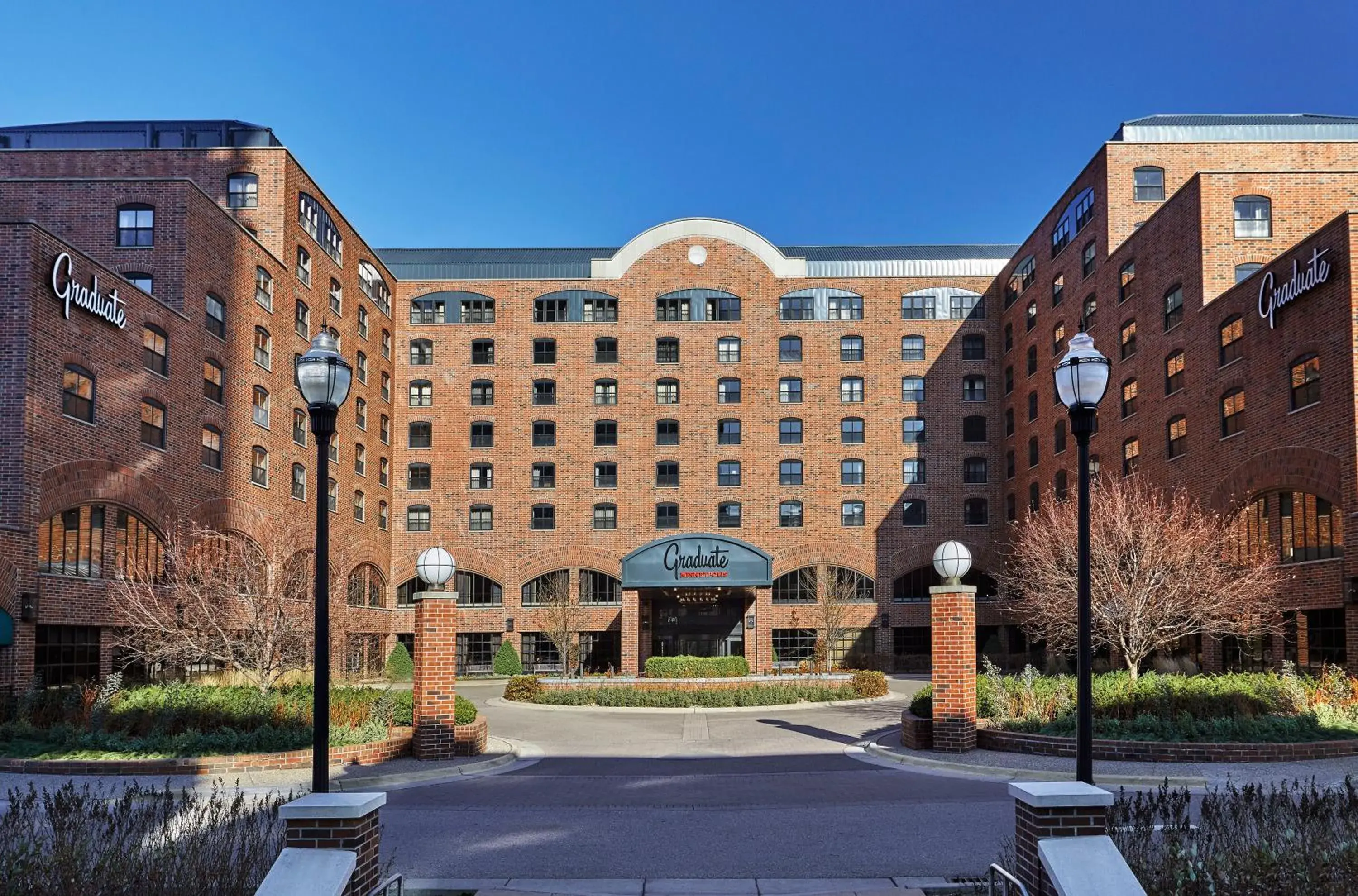 Property building in Graduate by Hilton Minneapolis Property building in Graduate by Hilton Minneapolis
