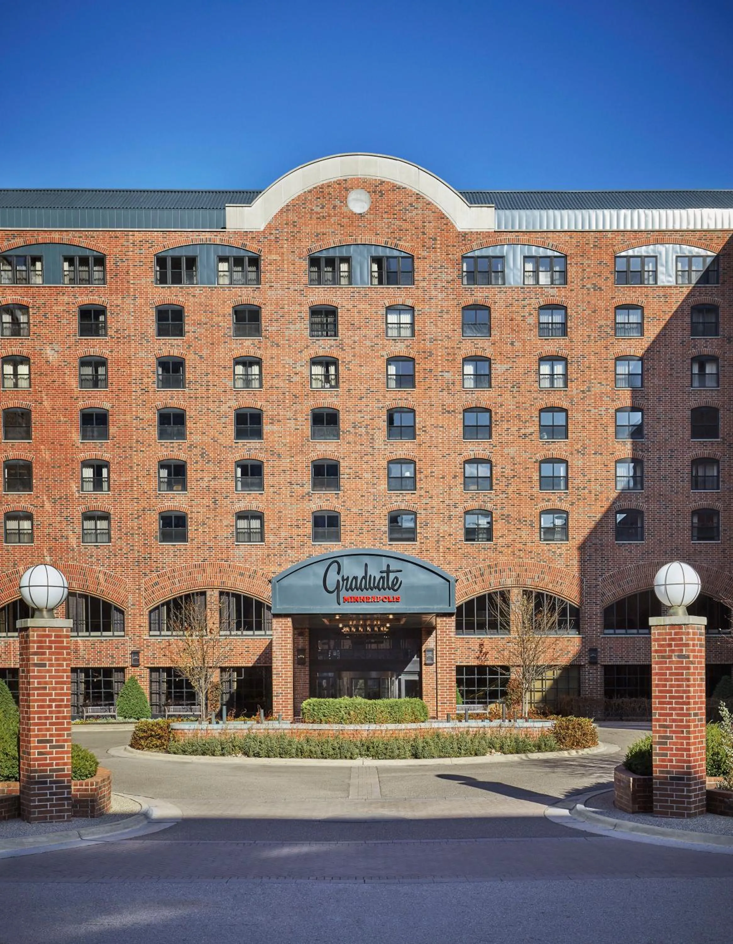 Property building in Graduate by Hilton Minneapolis