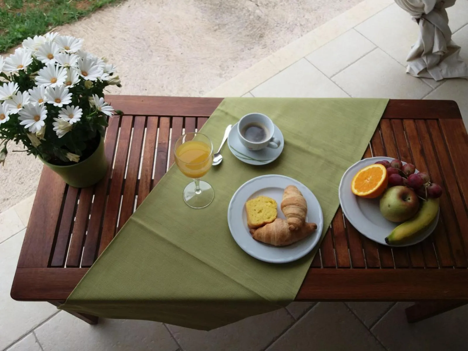 Food and drinks in B&B Briosa