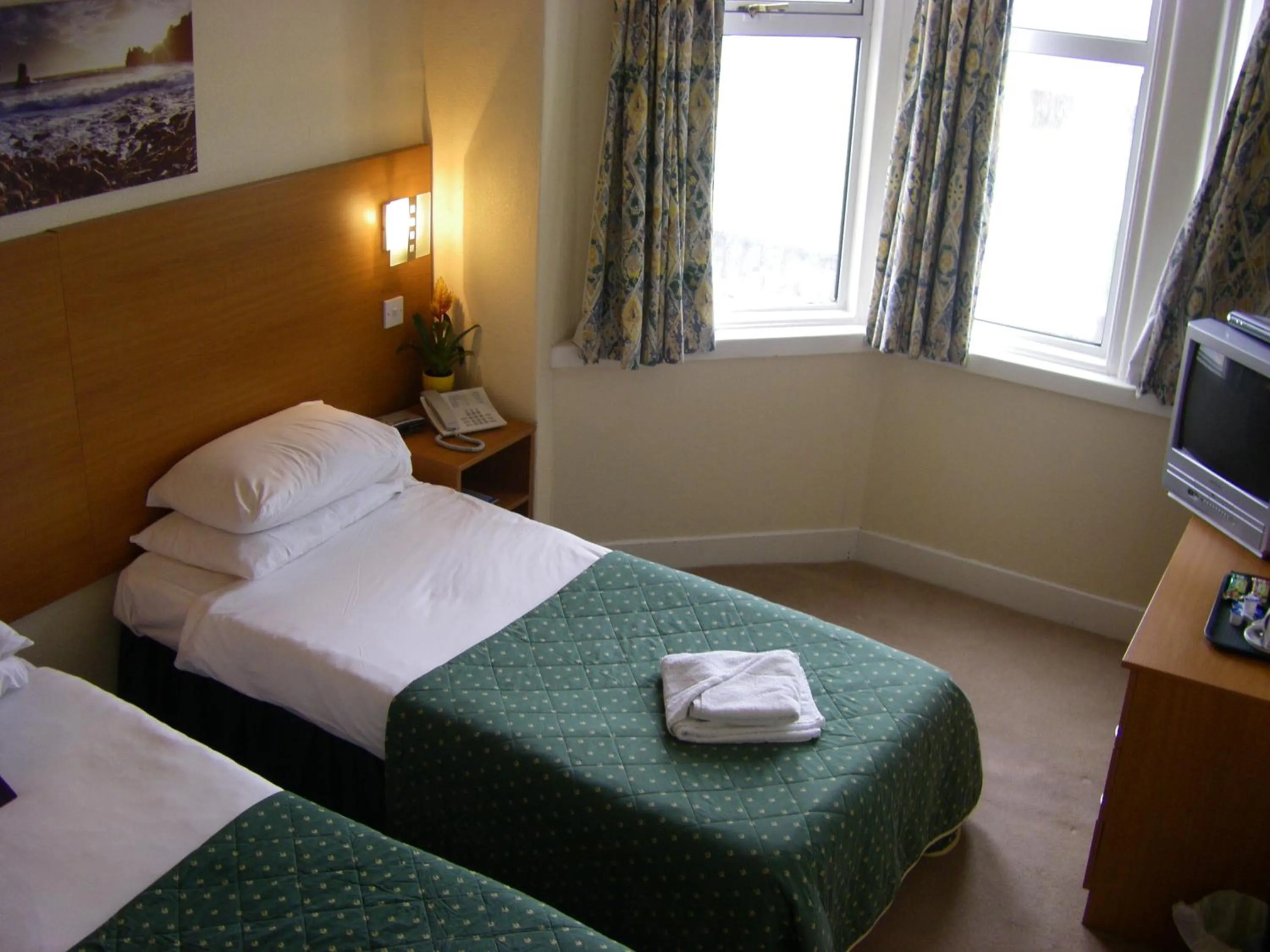 Bed in The Waldorf - Near Pleasure Beach & Sandcastle