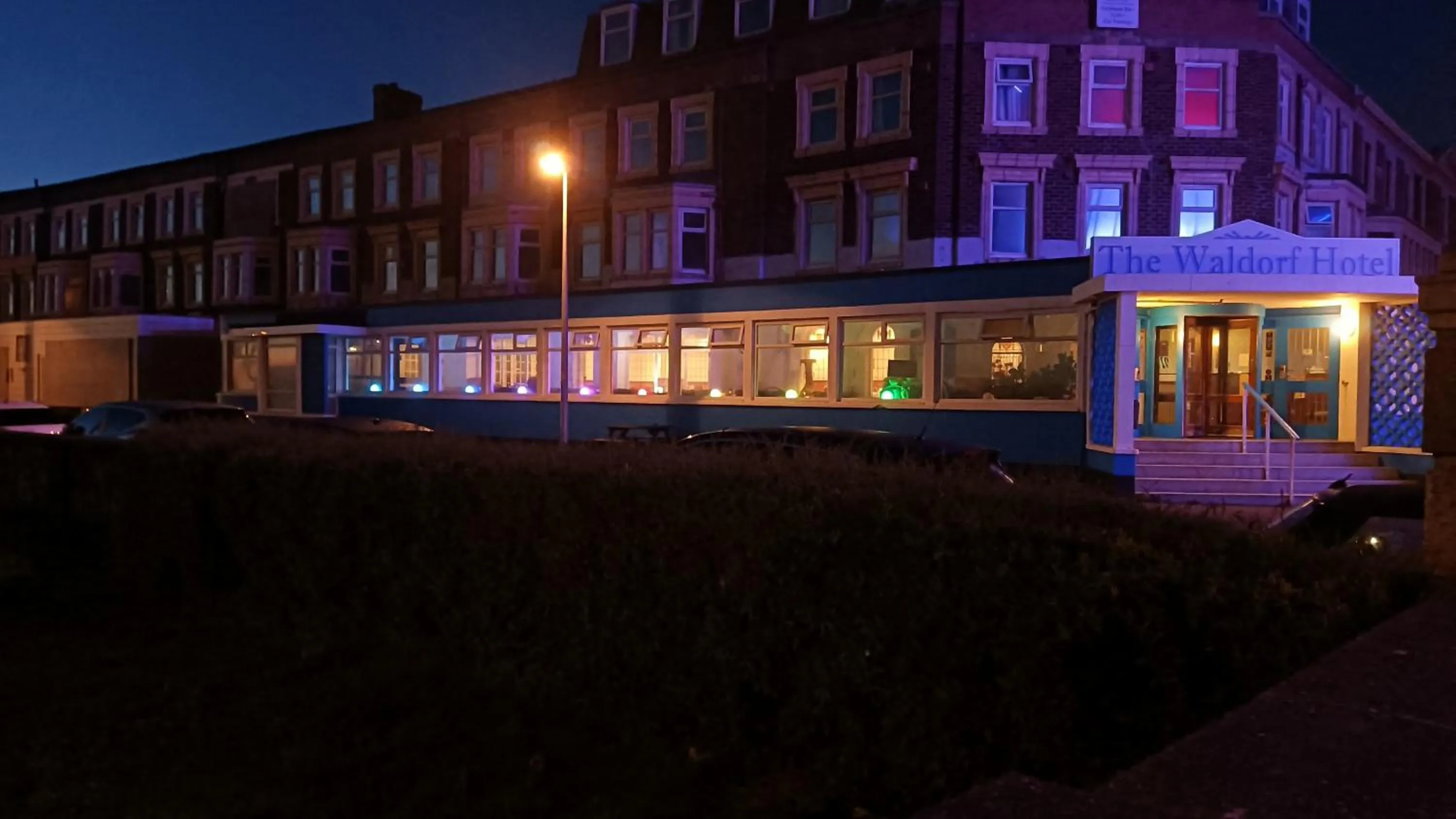 Property building in The Waldorf - Near Pleasure Beach & Sandcastle