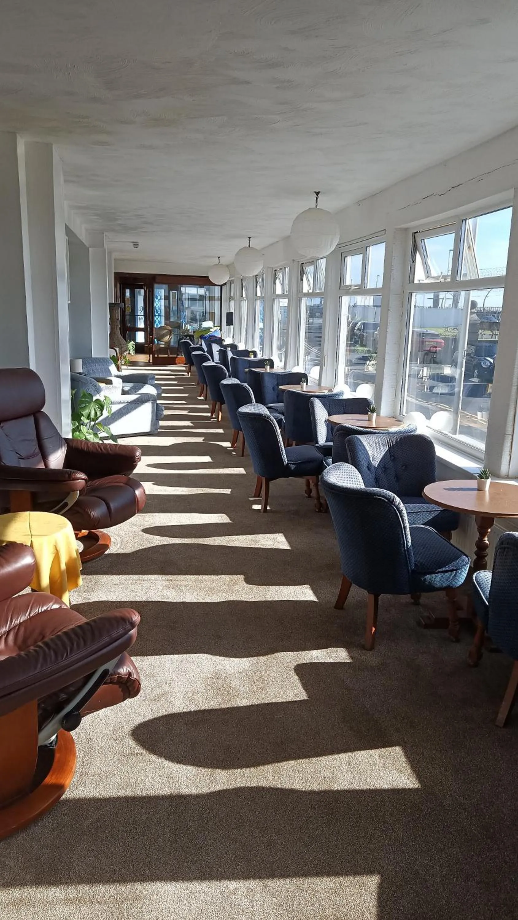 Lounge or bar in The Waldorf - Near Pleasure Beach & Sandcastle