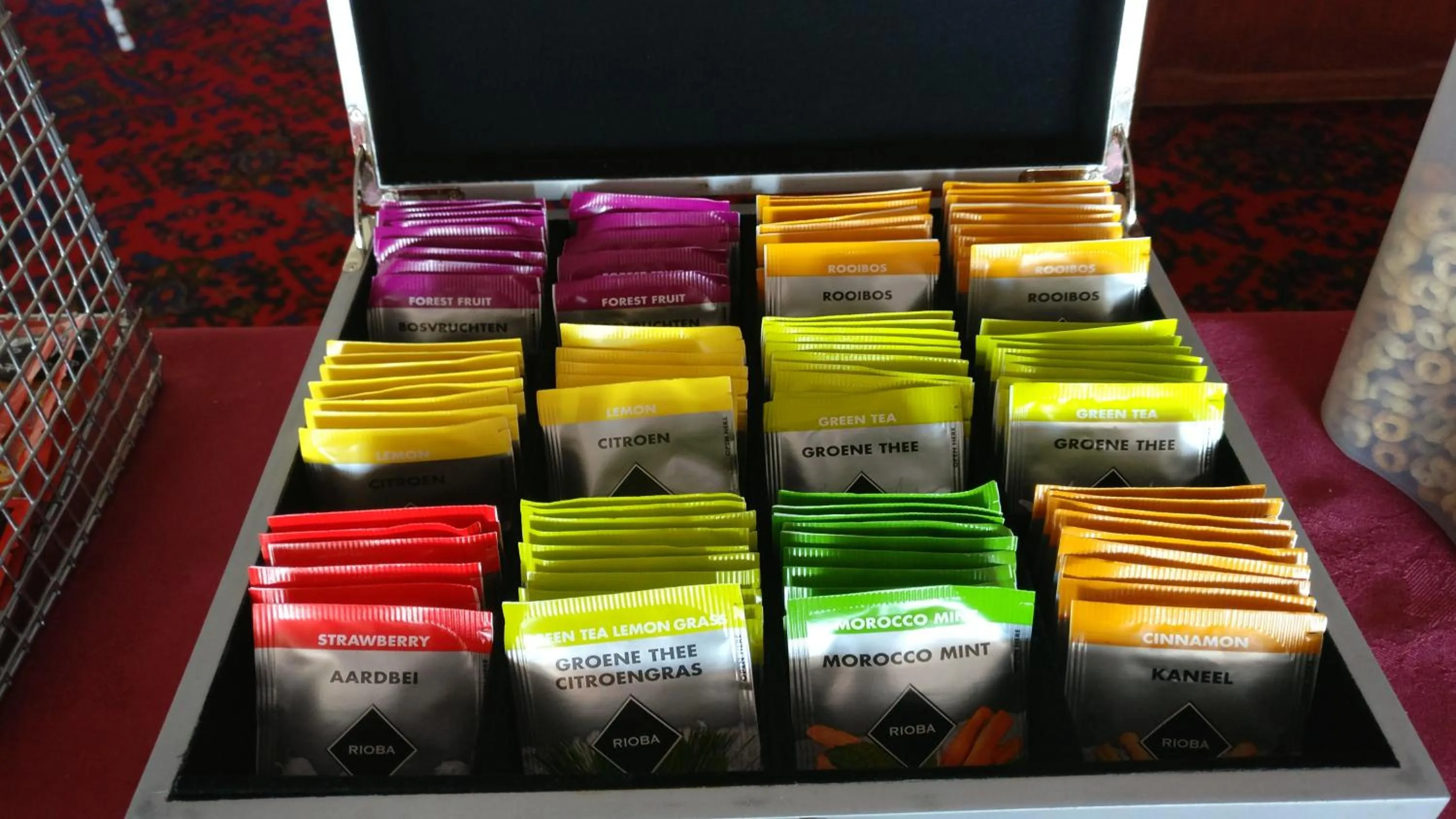 English/Irish breakfast in The Waldorf - Near Pleasure Beach & Sandcastle