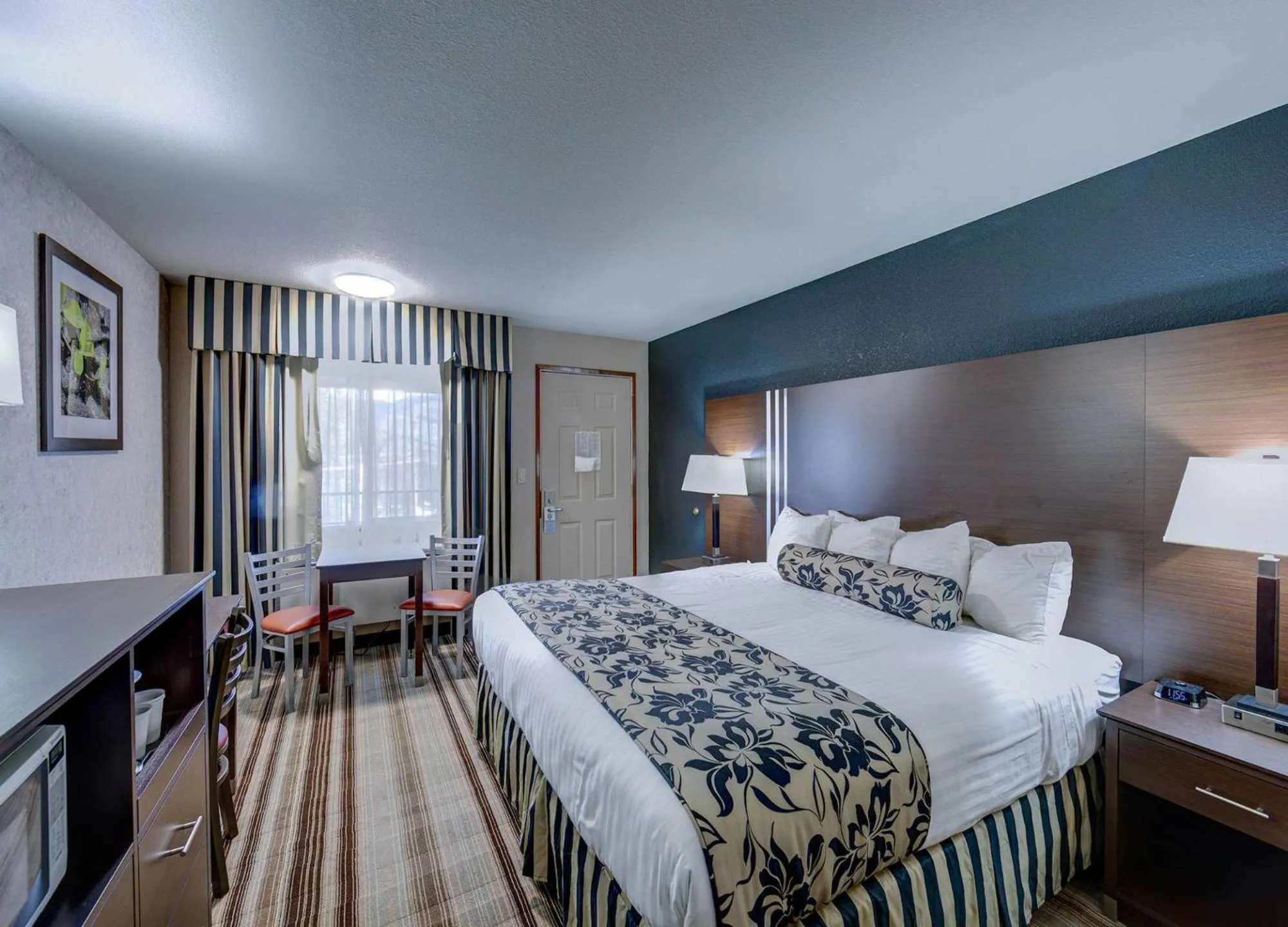 Bed in Flagship Inn of Ashland