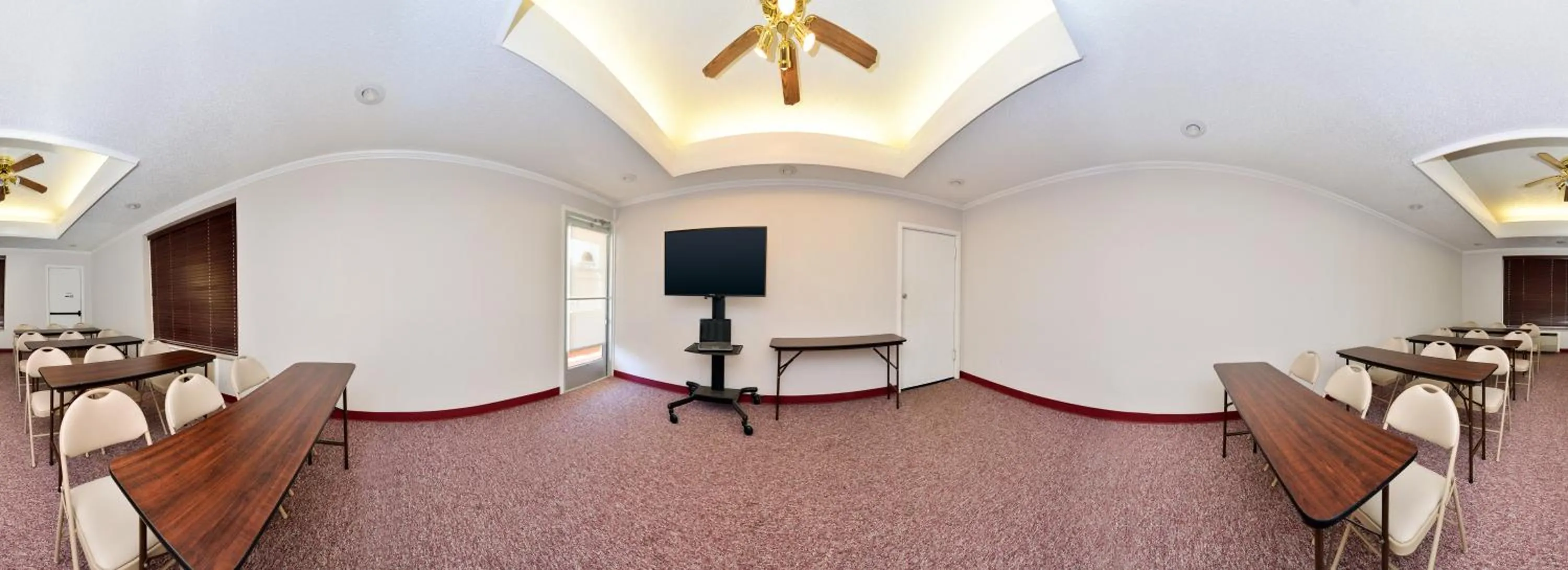 Decorative detail in Americas Best Value Inn Lubbock East