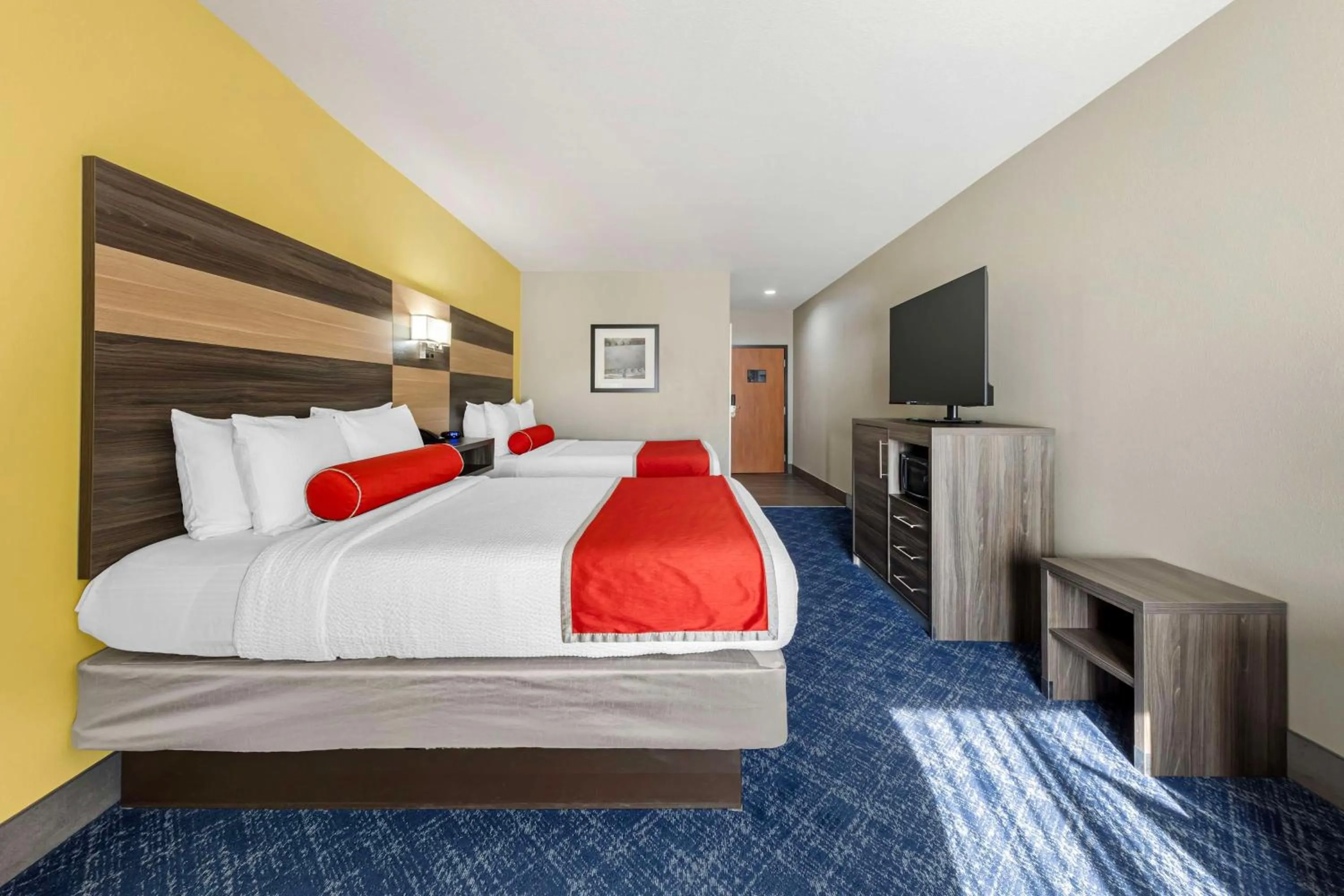 Bedroom, Bed in Best Western Plus Midwest City Inn & Suites