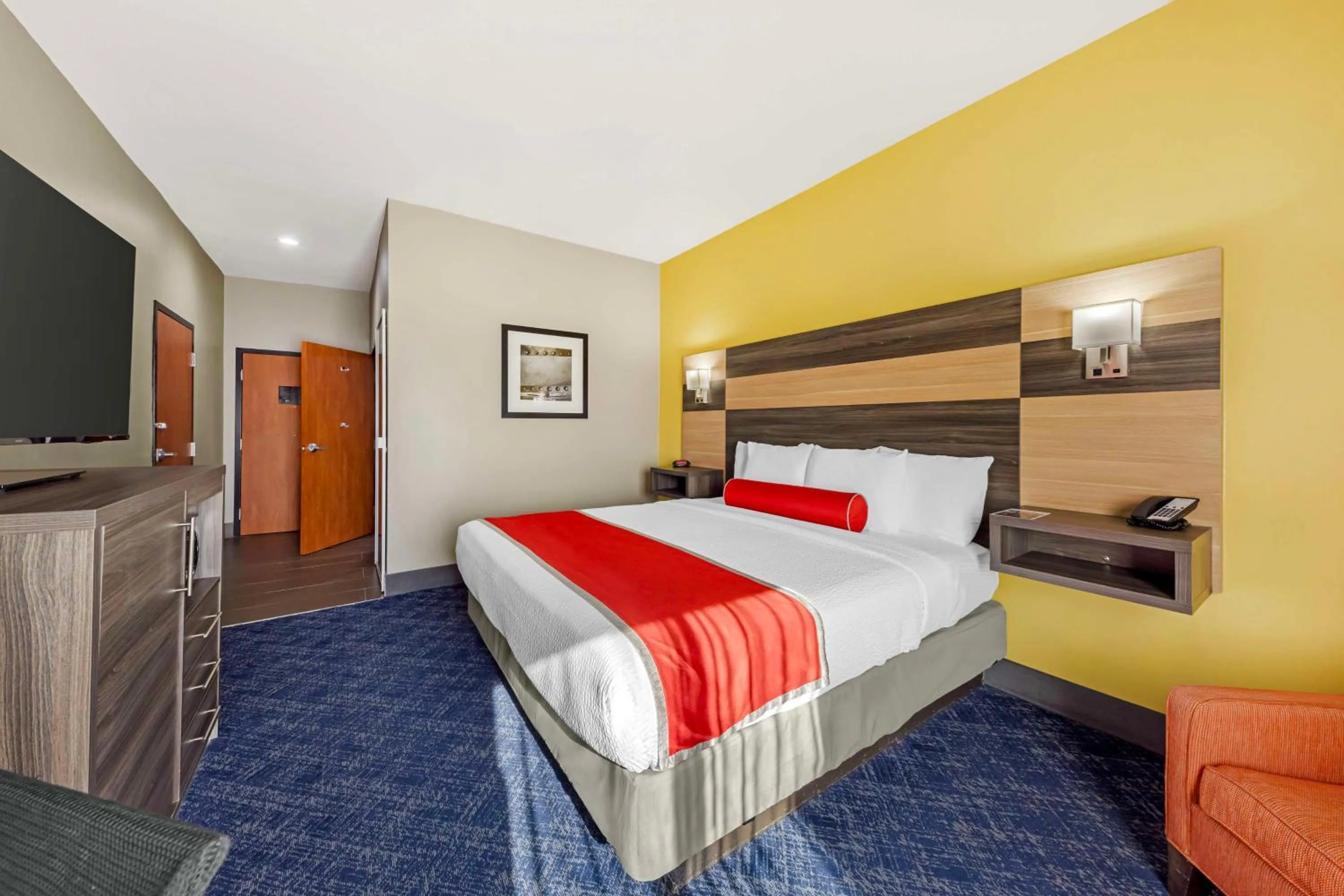 Bedroom, Bed in Best Western Plus Midwest City Inn & Suites