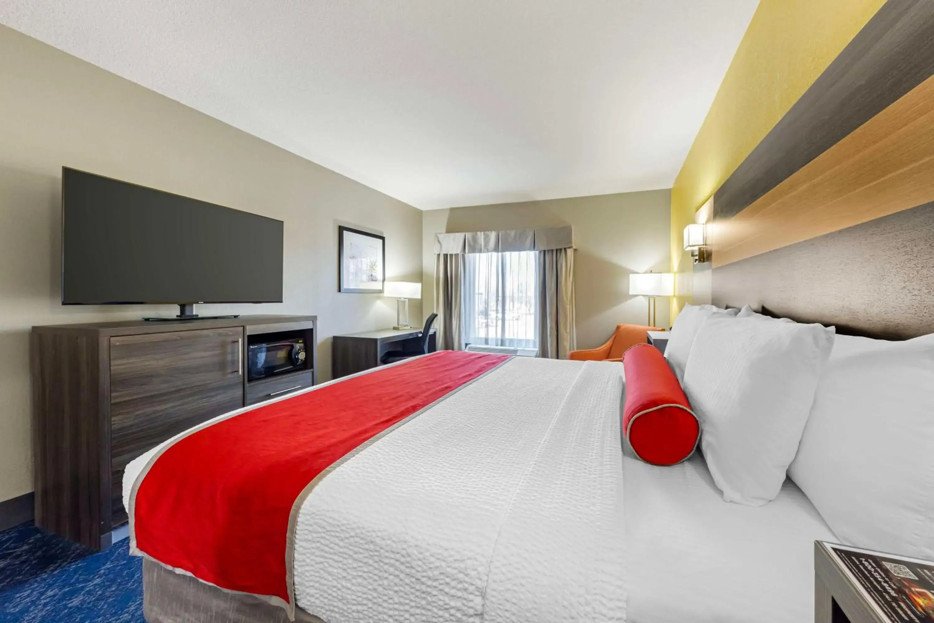 Bedroom, Bed in Best Western Plus Midwest City Inn & Suites Bedroom, Bed in Best Western Plus Midwest City Inn & Suites