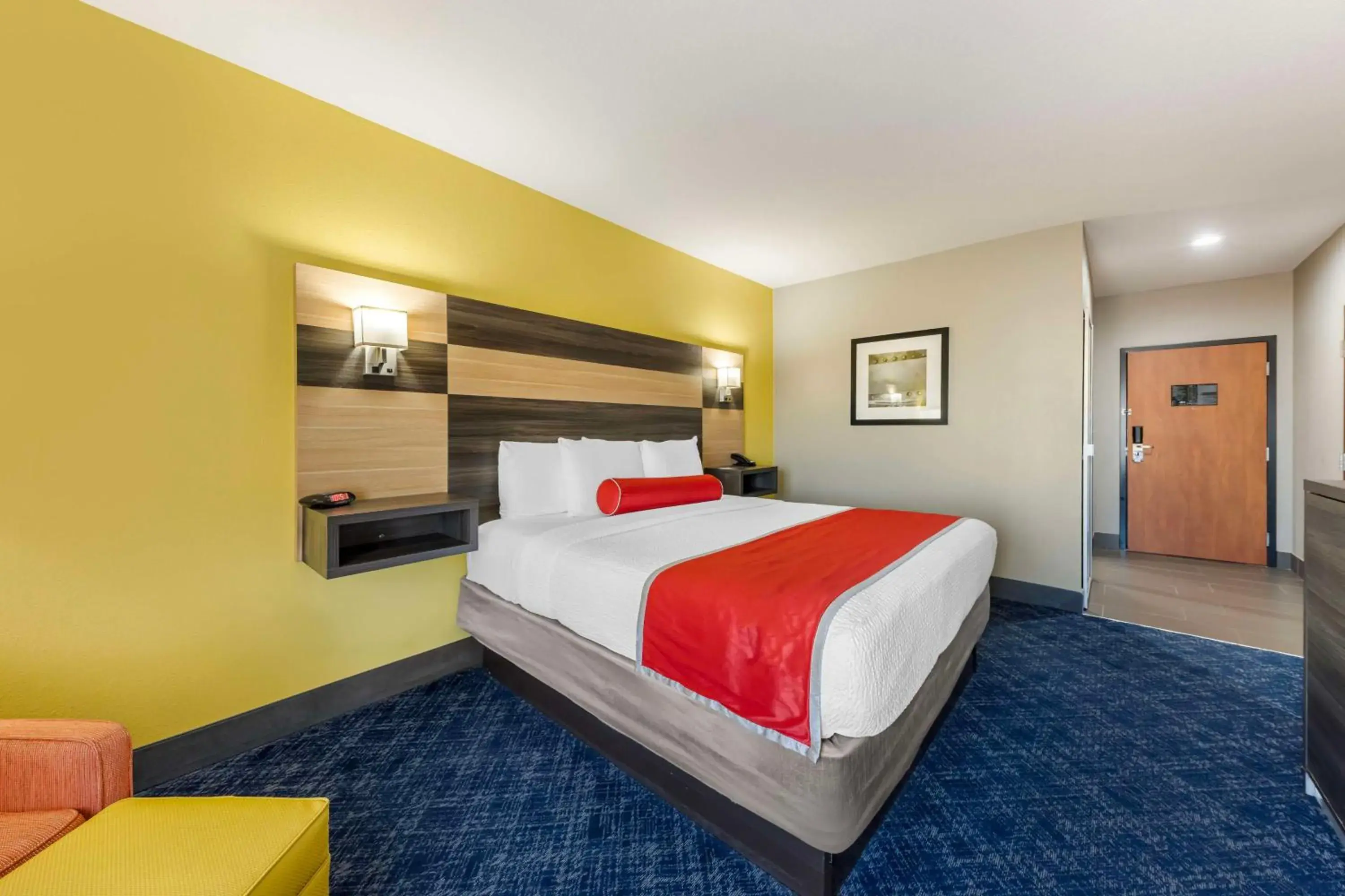 Bedroom, Bed in Best Western Plus Midwest City Inn & Suites Bedroom, Bed in Best Western Plus Midwest City Inn & Suites
