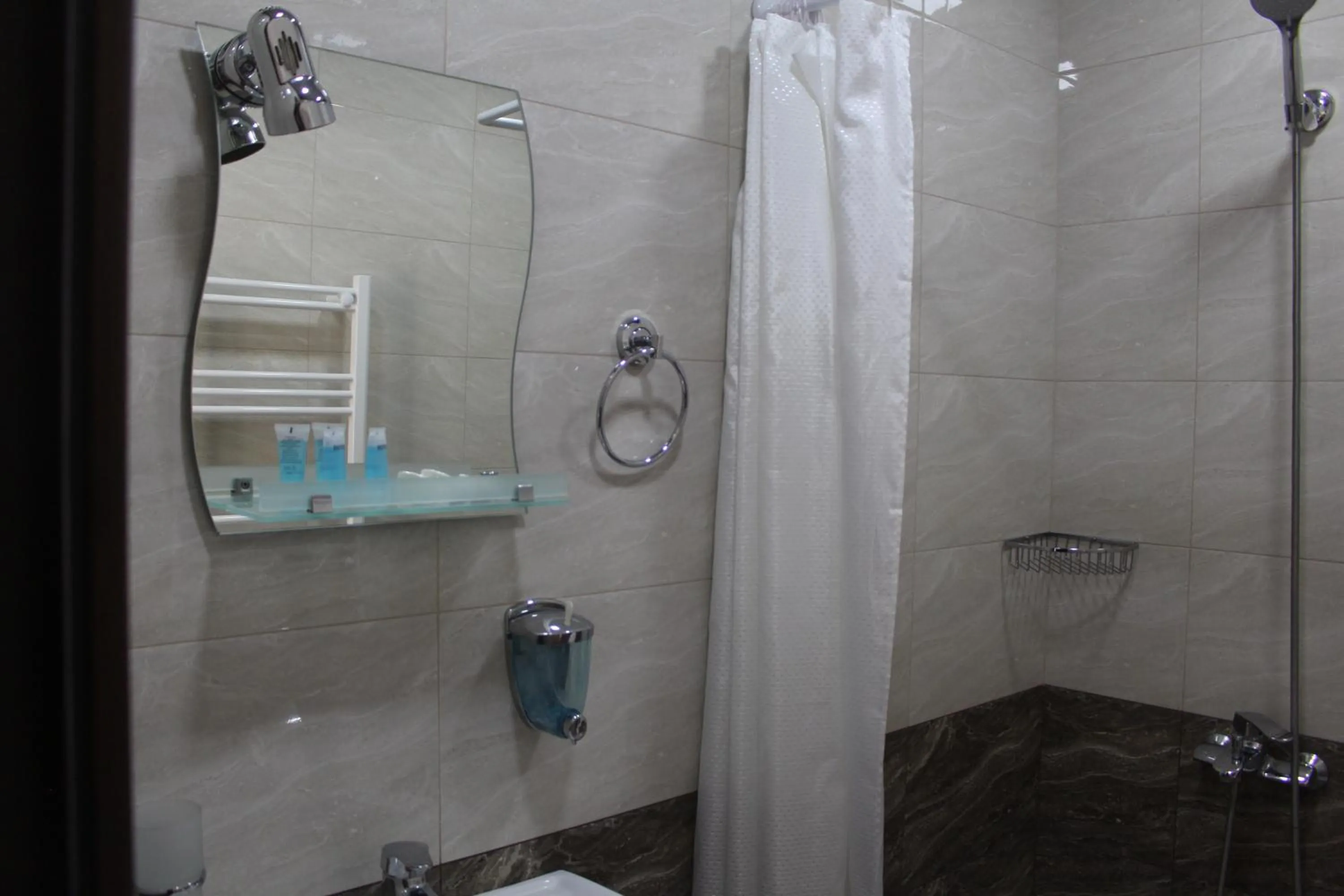 Bathroom in Hotel Rabati