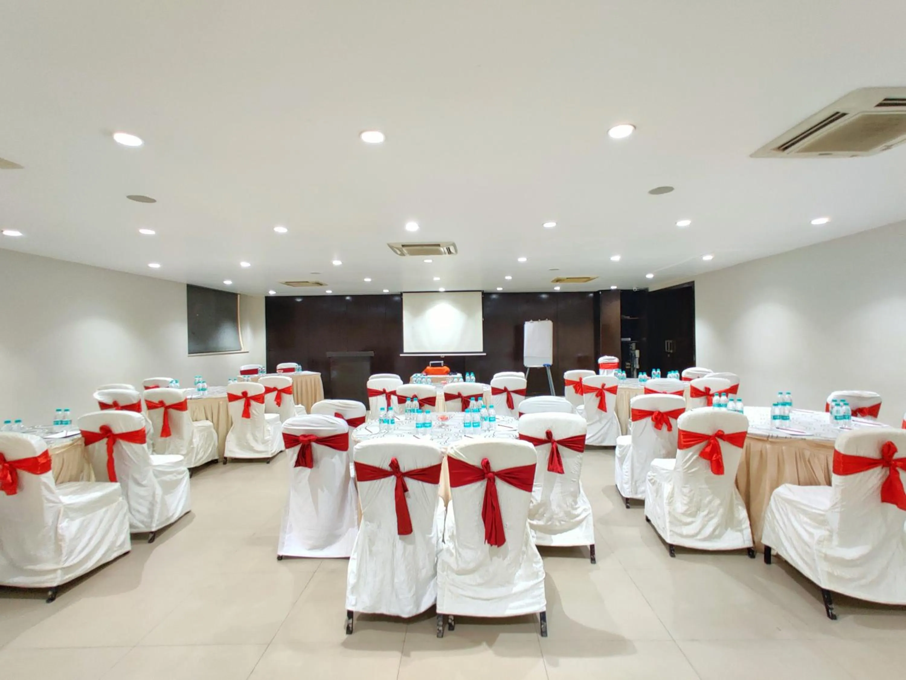 Citrus Hotel Lonavala