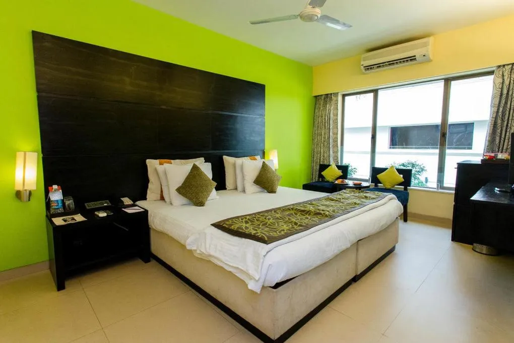 Bedroom, Bed in Citrus Hotel Lonavala