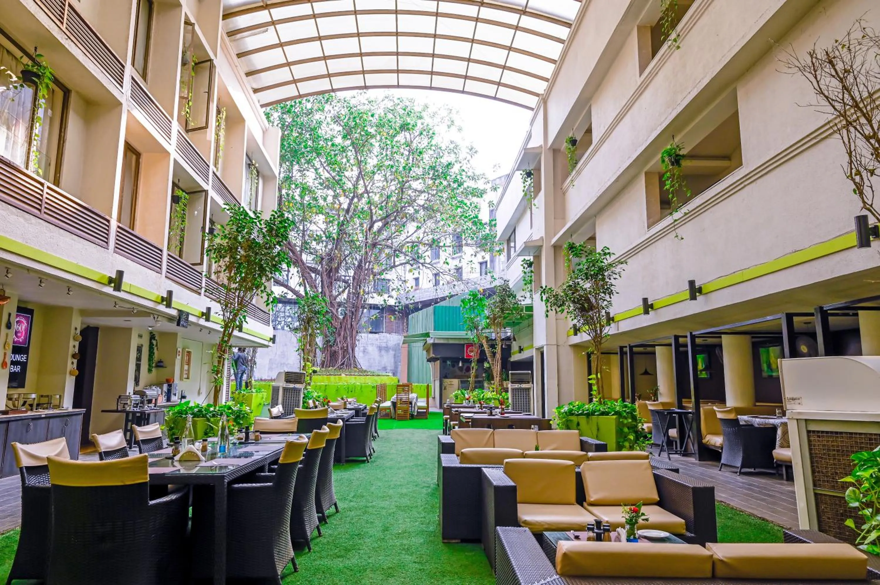 Citrus Hotel Lonavala