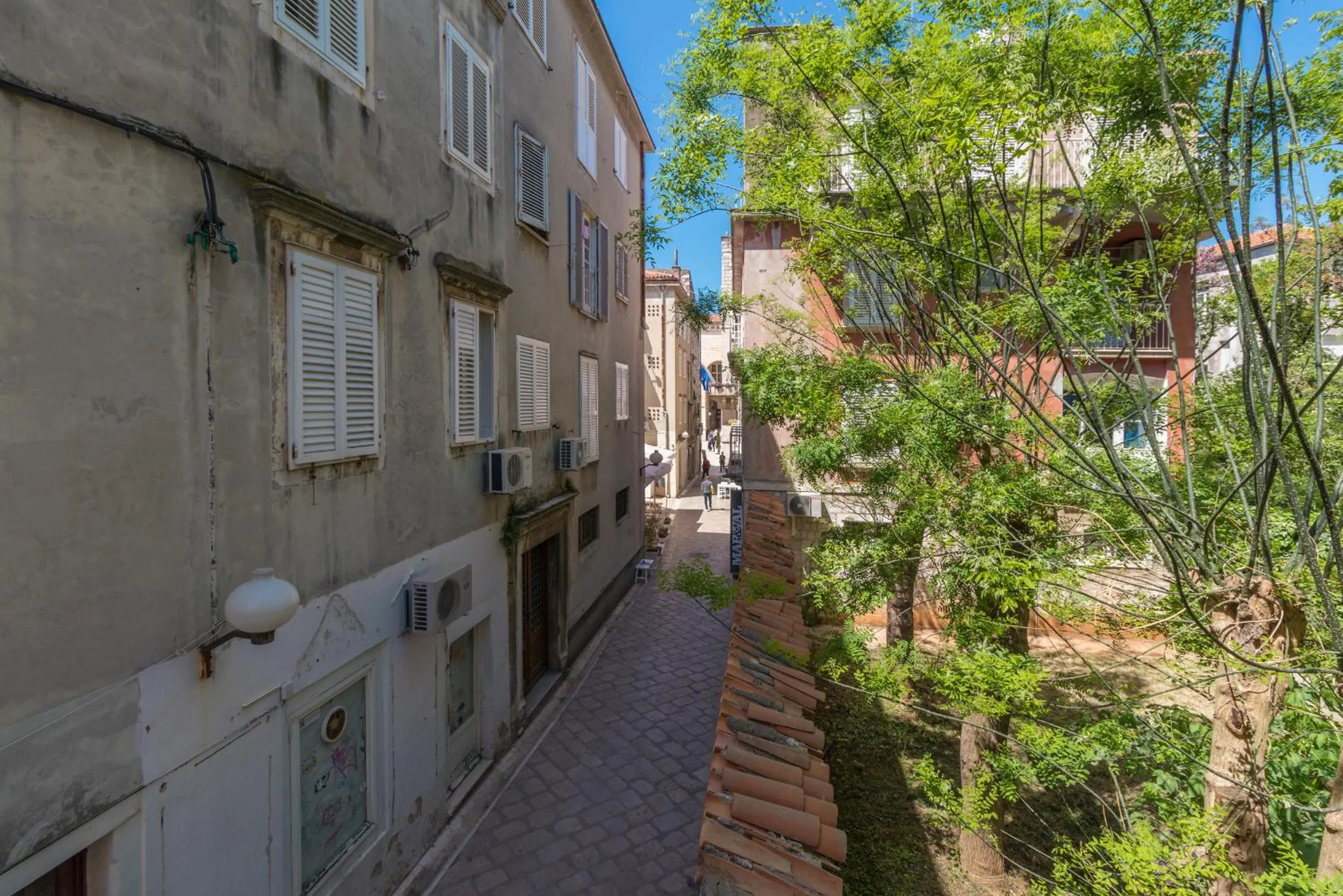 Street view in Deluxe suite Navis
