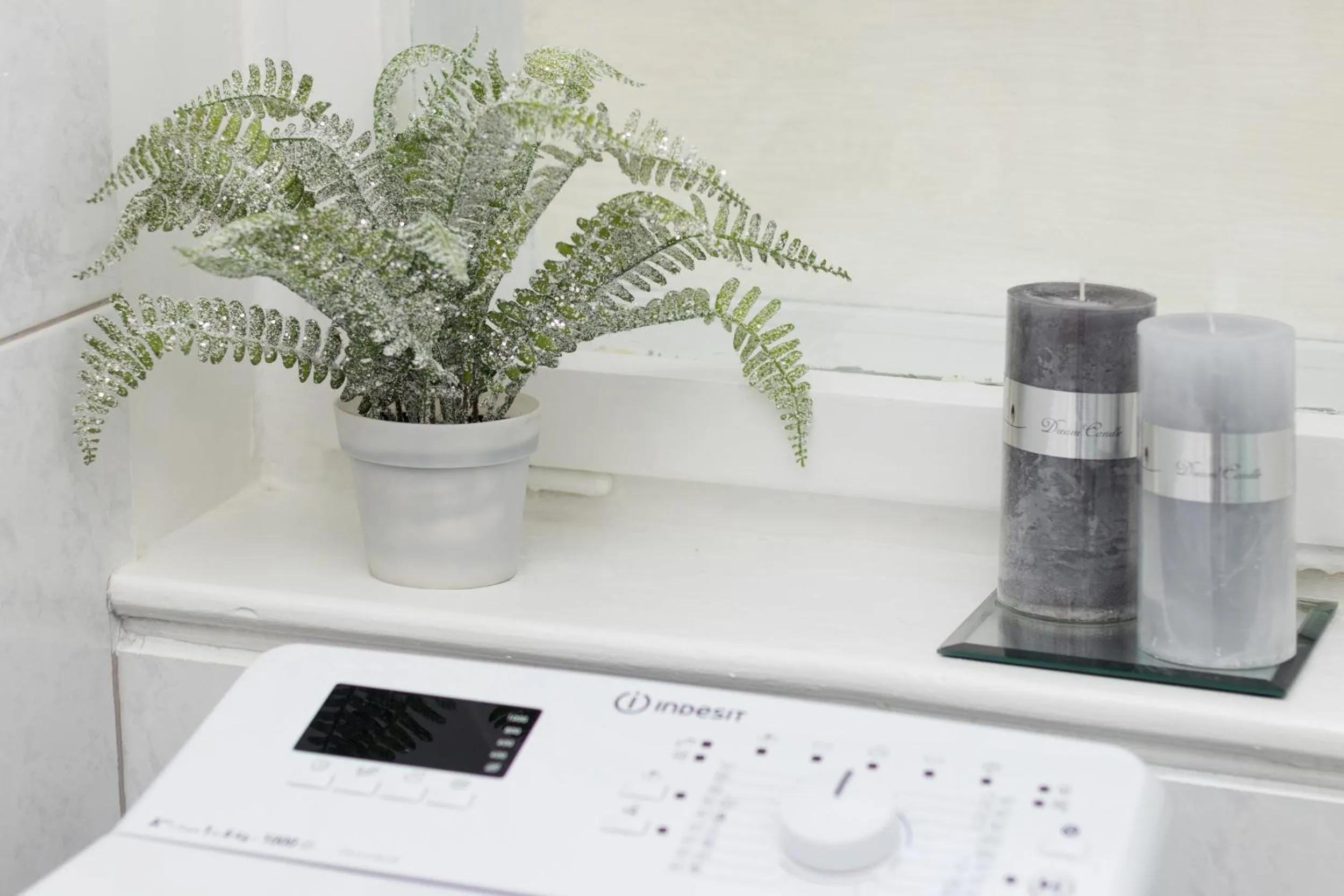 Decorative detail in Deluxe suite Navis
