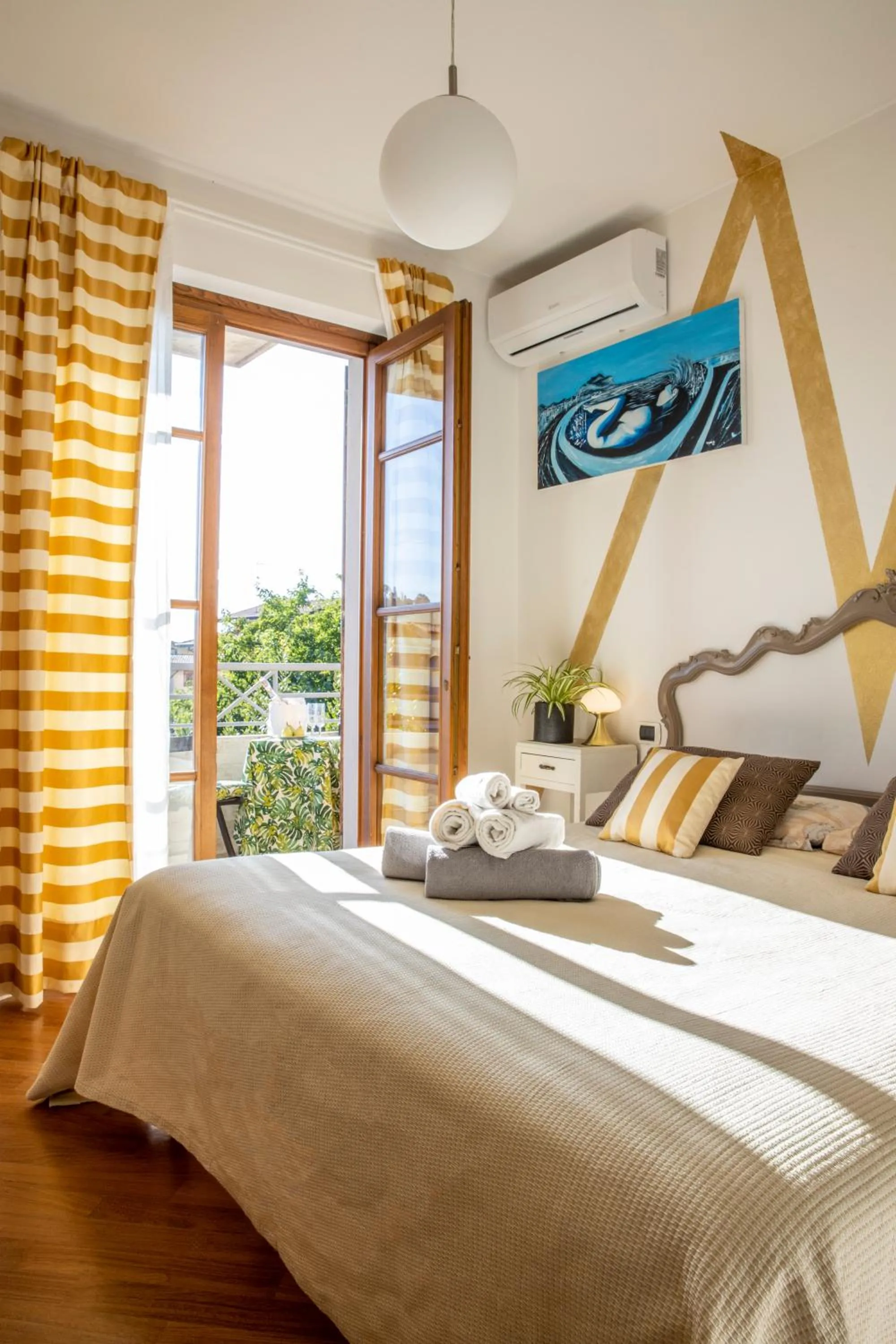 Photo of the whole room, Bed in La Stagione dell'Arte B&B