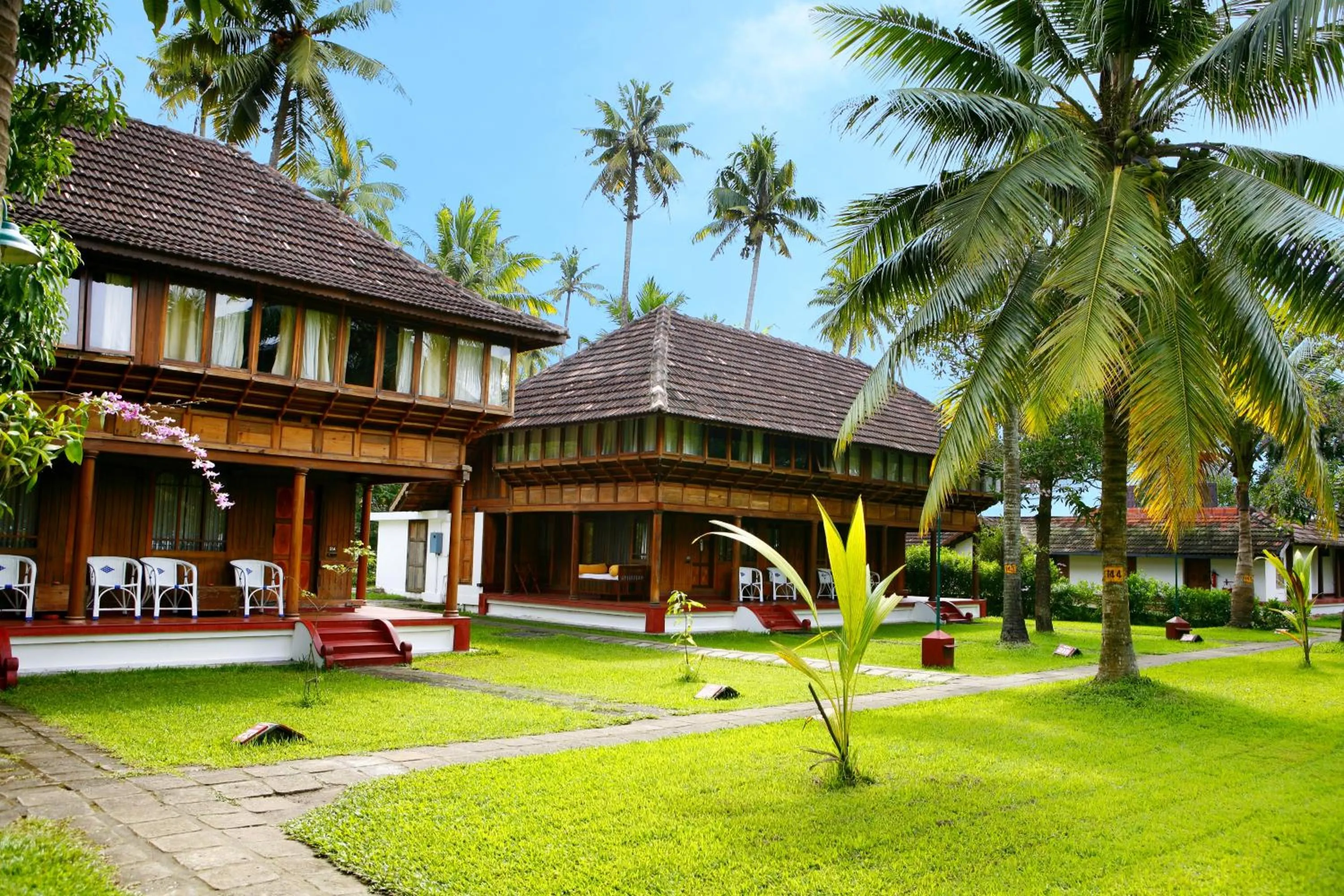 Property building in Coconut Lagoon Kumarakom - A CGH Earth Experience