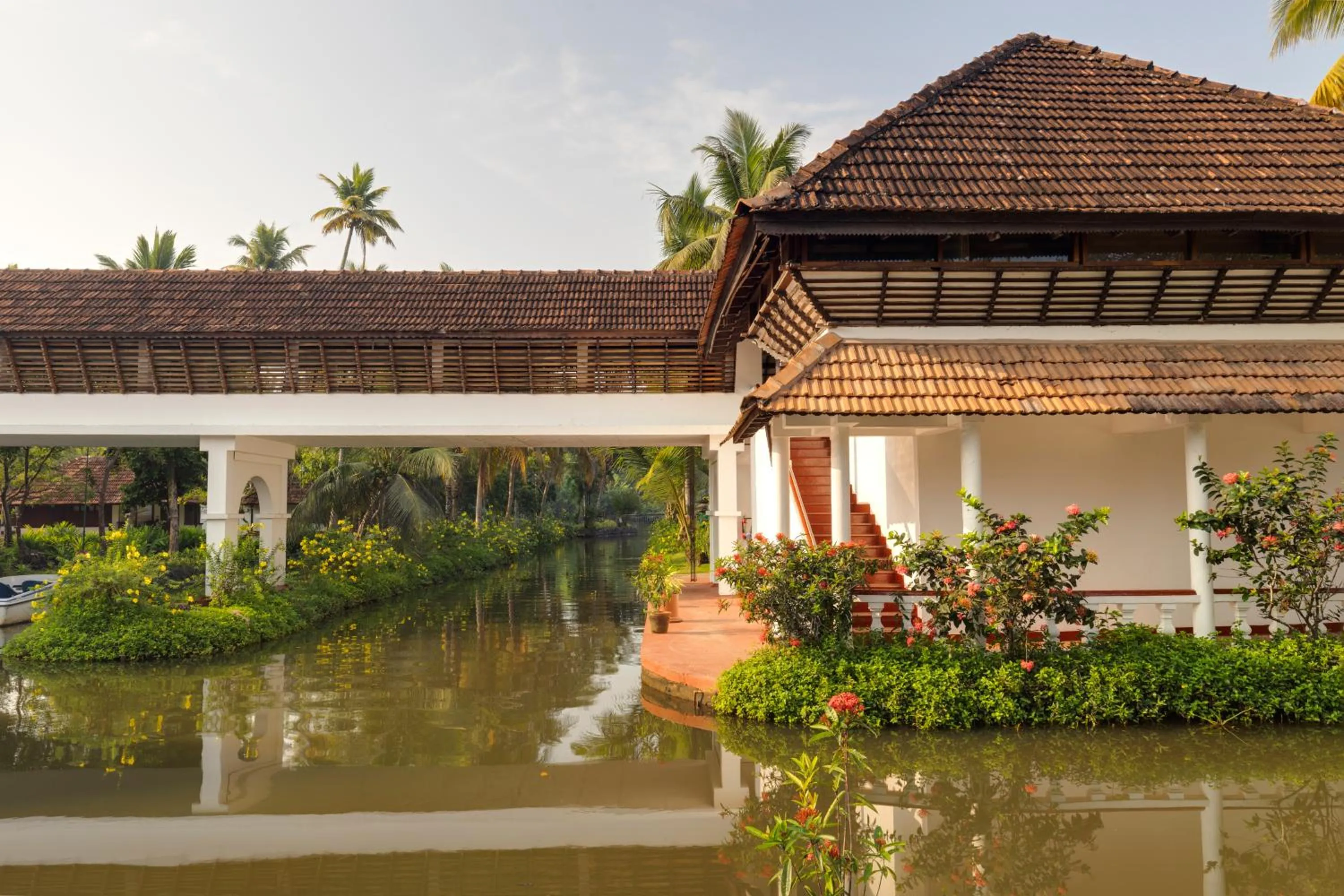 Property building in Coconut Lagoon Kumarakom - A CGH Earth Experience