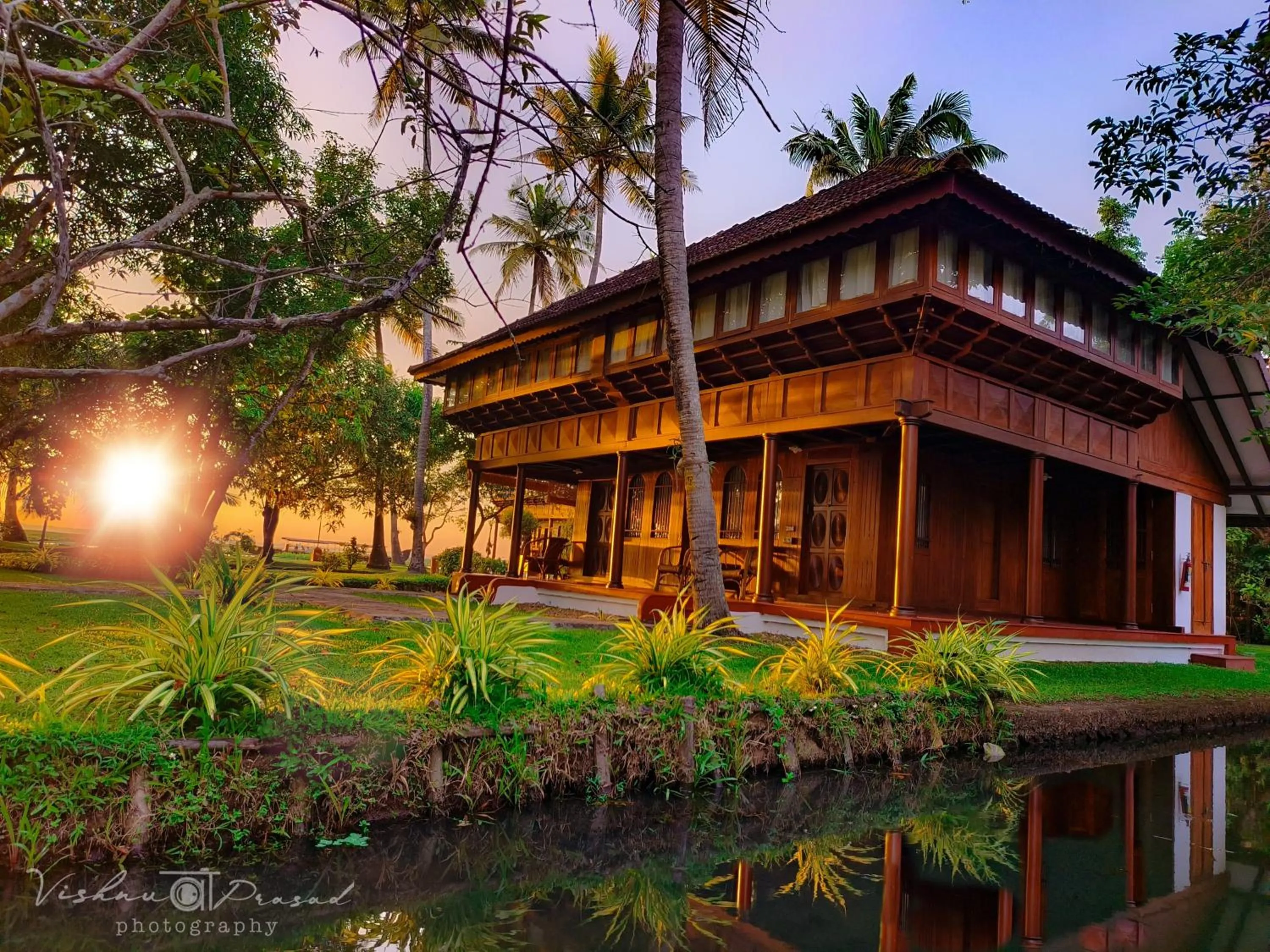 Property building in Coconut Lagoon Kumarakom - A CGH Earth Experience