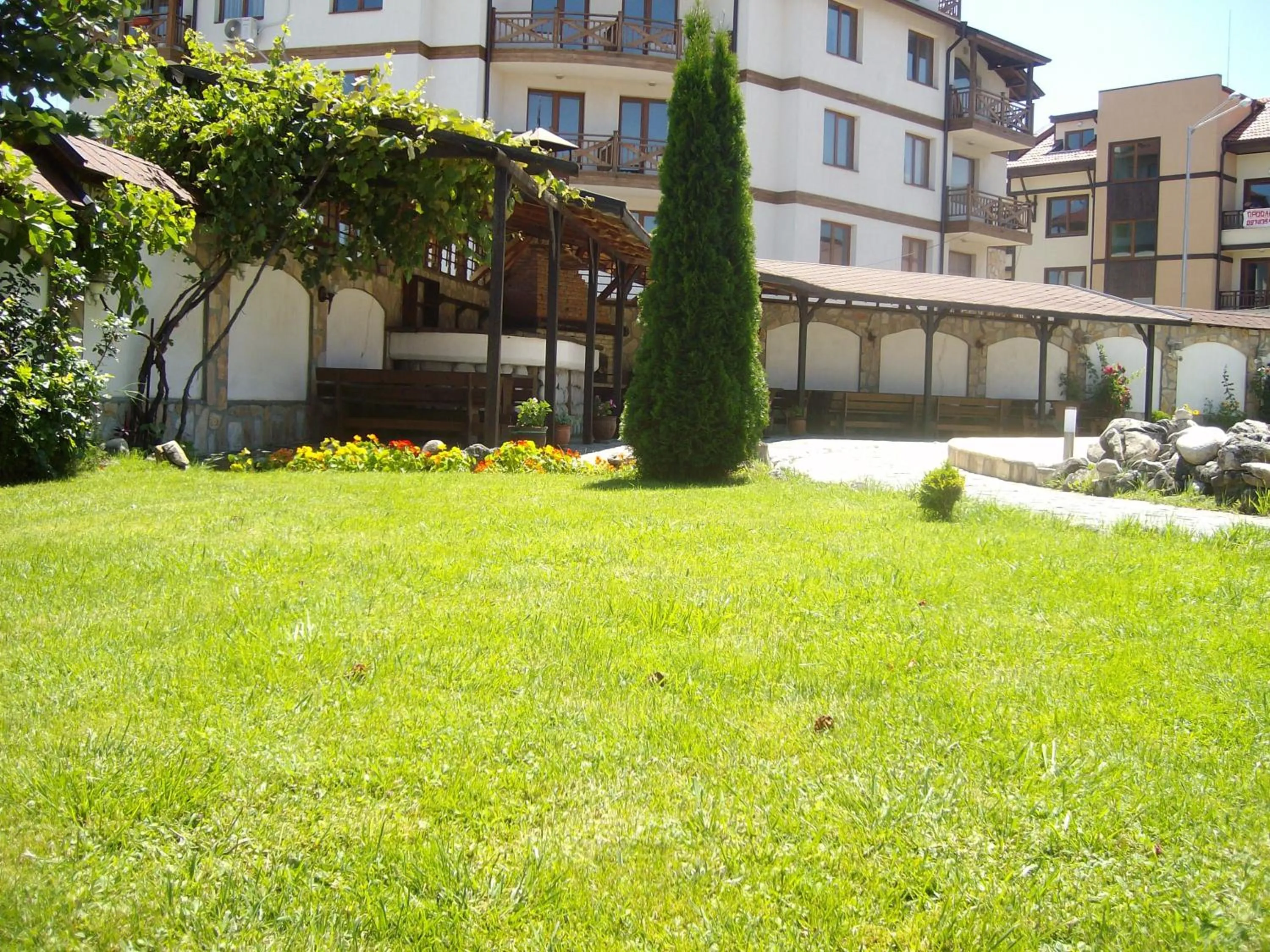 Facade/entrance in Olymp Hotel